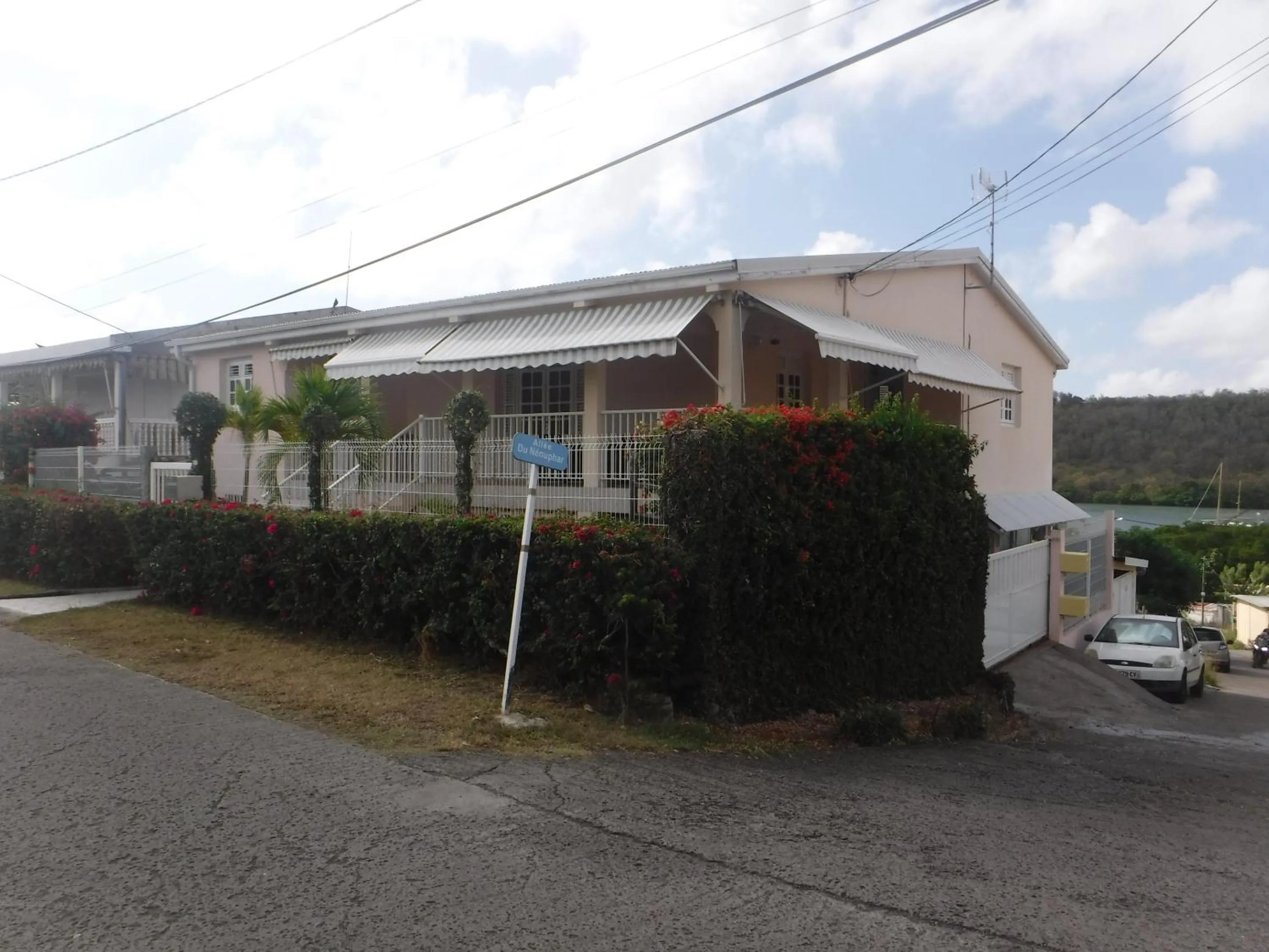 Property building in MANIKOU