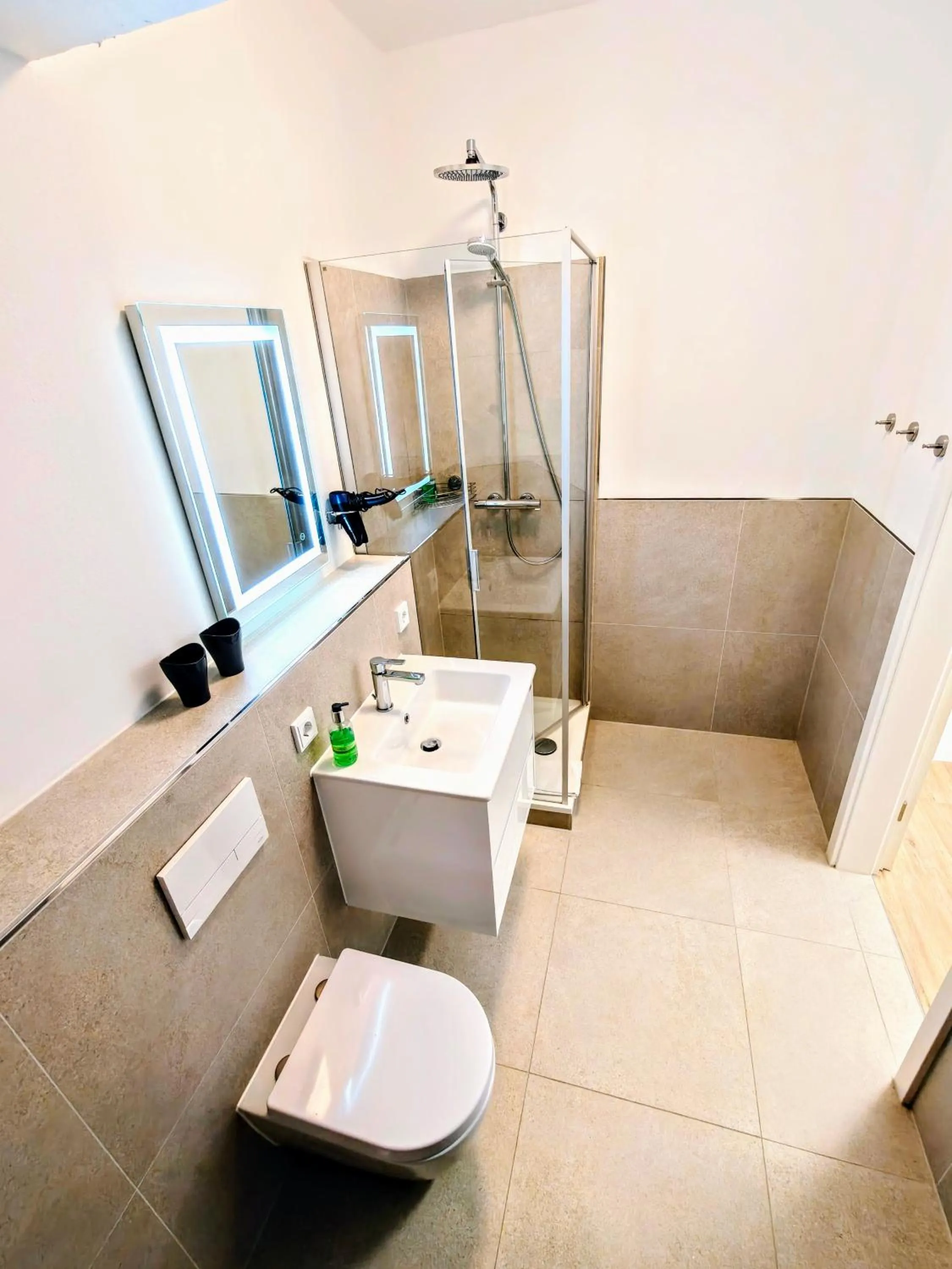 Bathroom in Boardinghouse - Stadtvilla Budget