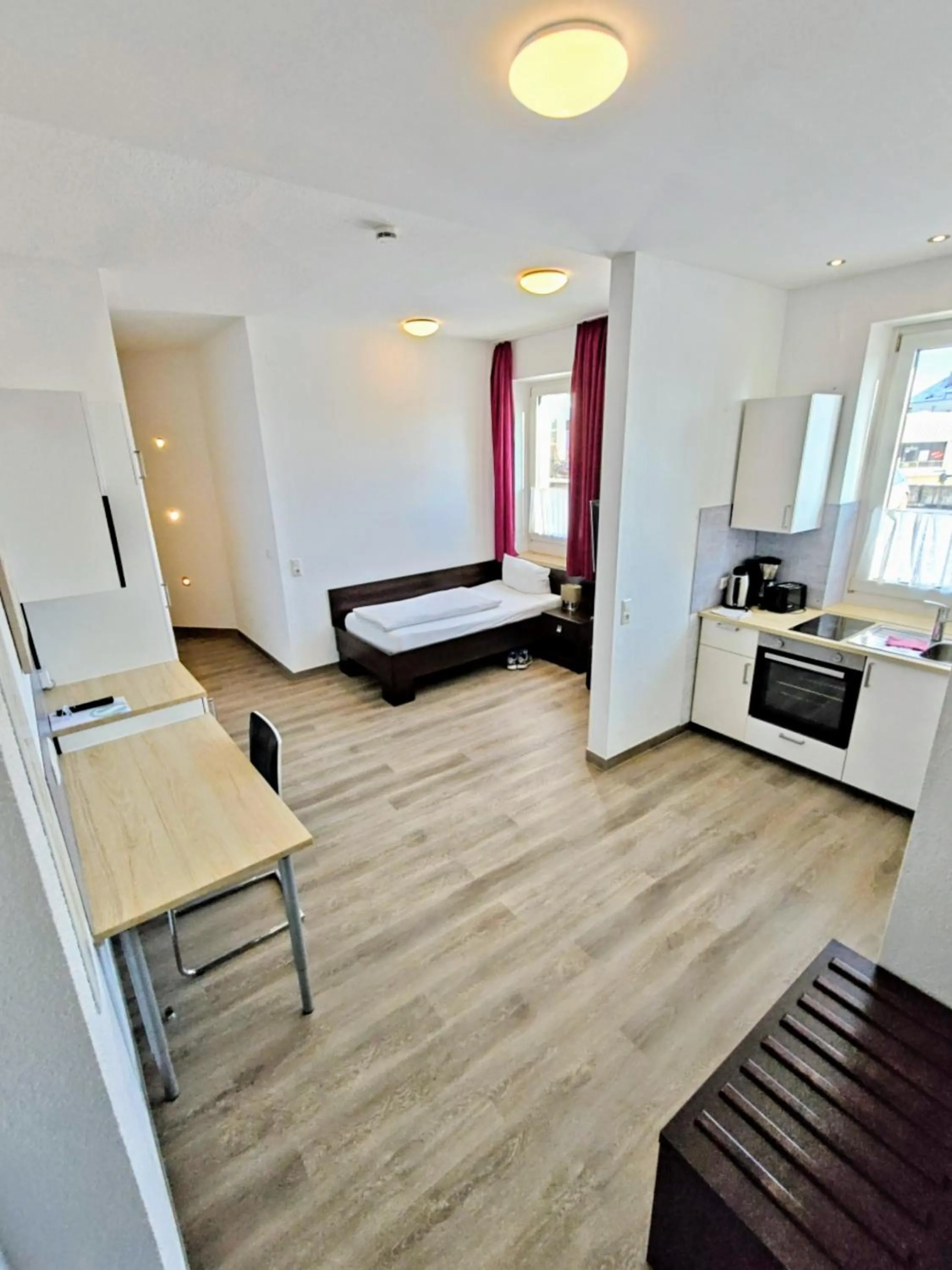 Photo of the whole room, Bed in Boardinghouse - Stadtvilla Budget