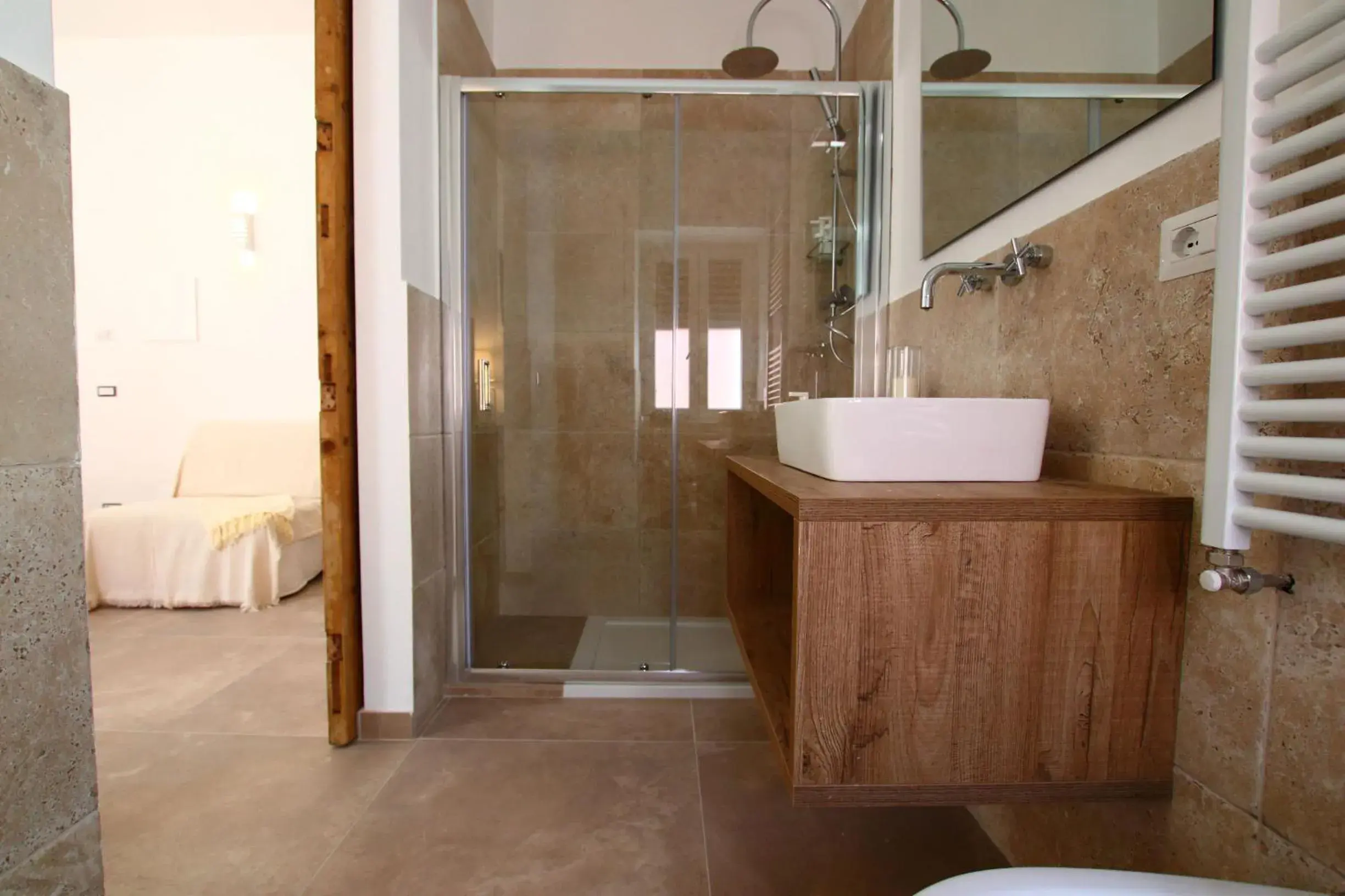 Premium Quadruple Room - single occupancy in San Michele Rooms & Private SPA Premium Quadruple Room - single occupancy in San Michele Rooms & Private SPA