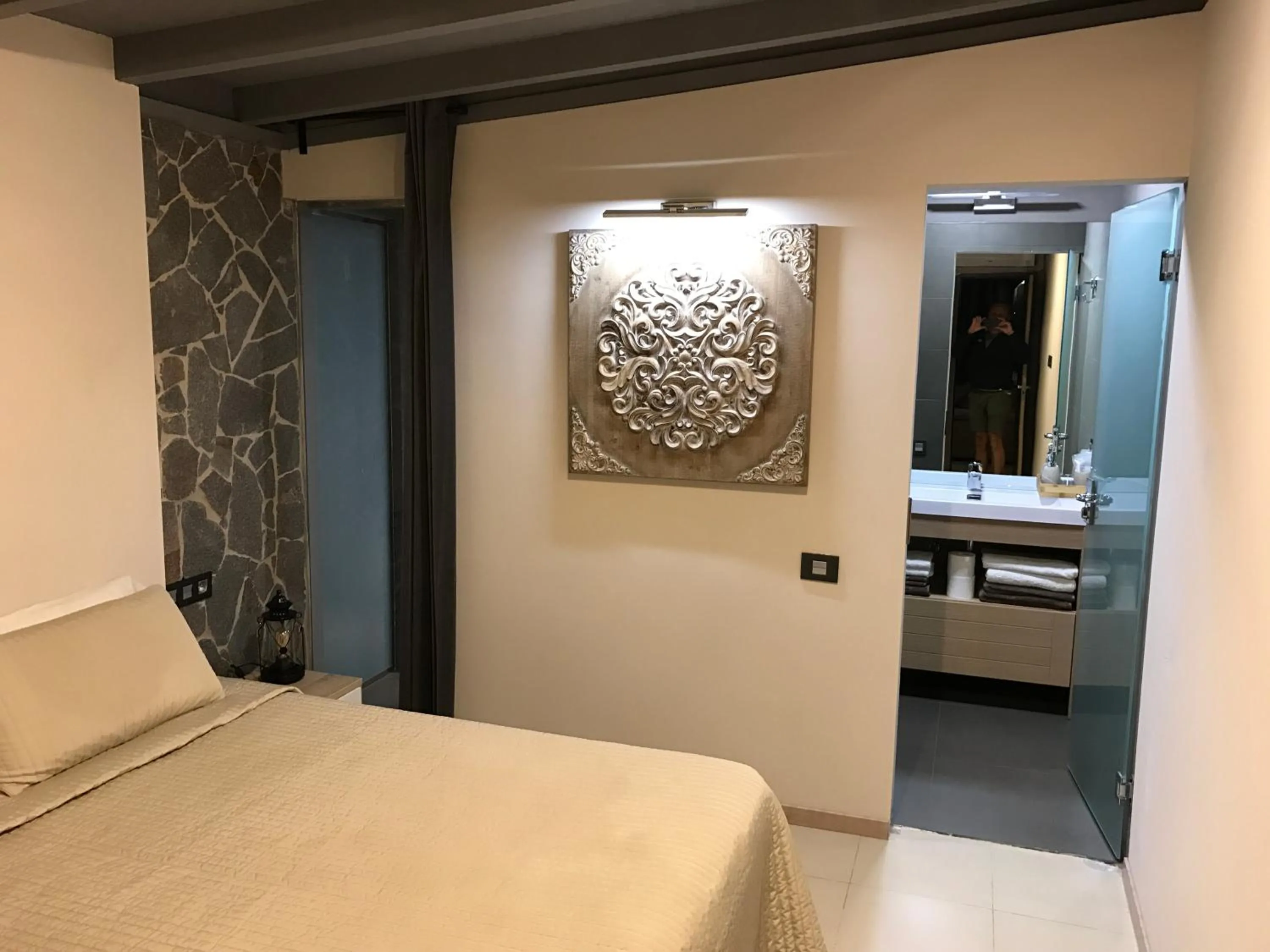 Decorative detail, Bed in Villa Adler Men Only