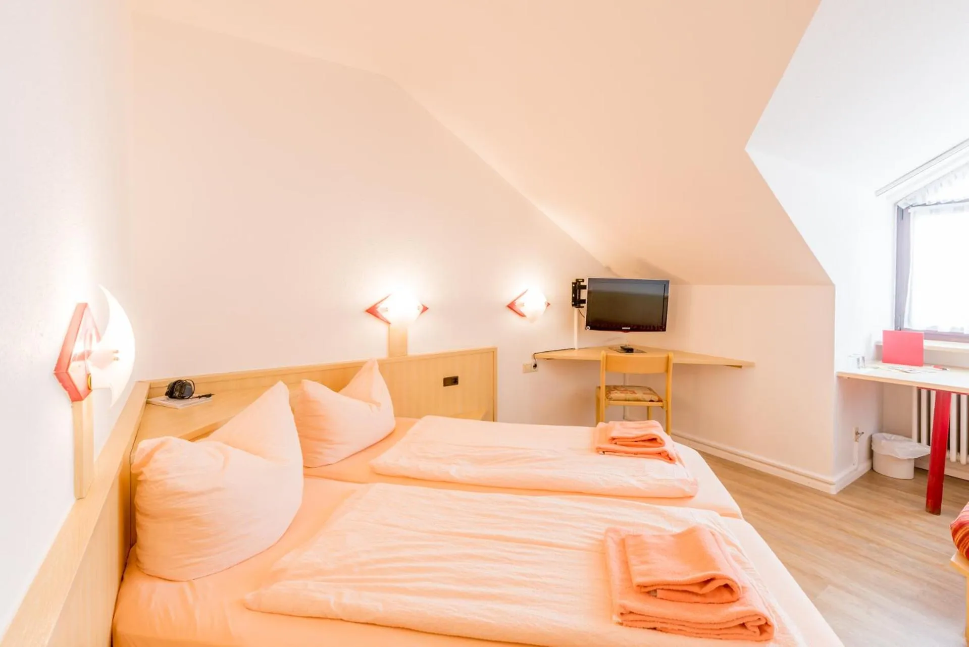 TV and multimedia, Bed in Hotel Restaurant Fallerhof