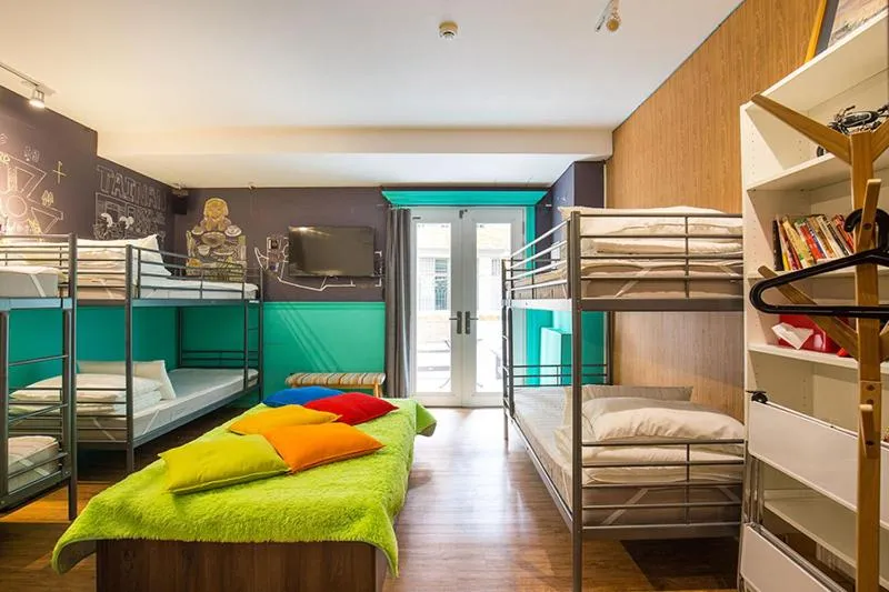 Bed in mydeer backpacker