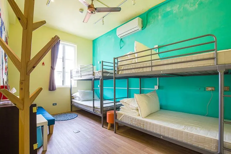 Bed in mydeer backpacker