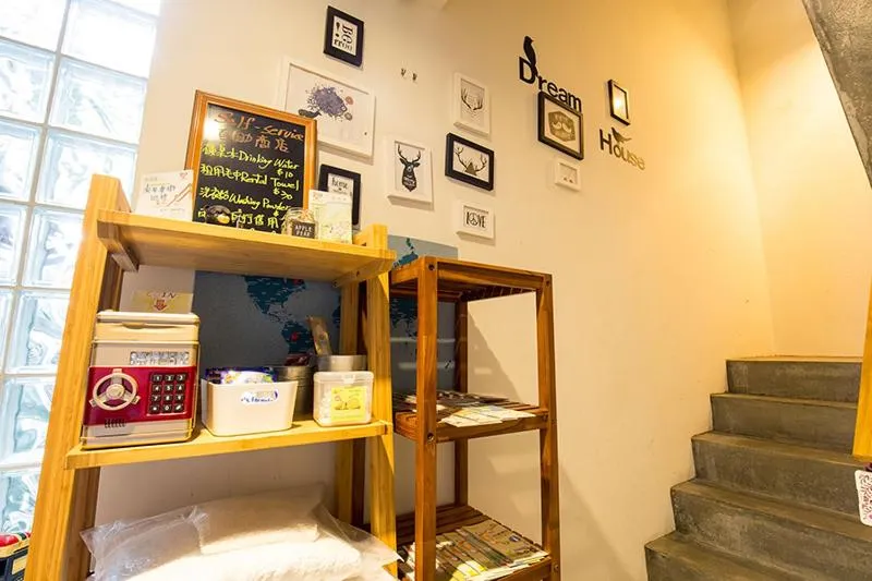 Property building in mydeer backpacker