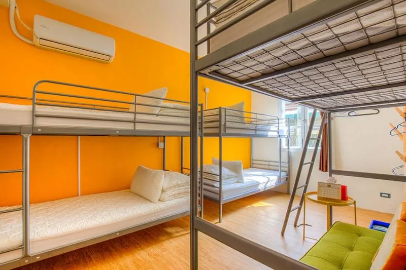 Bed in mydeer backpacker