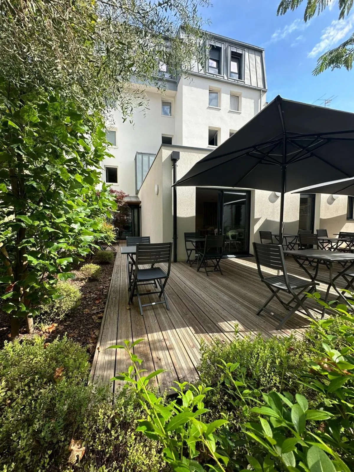Patio in Hôtel des Halles