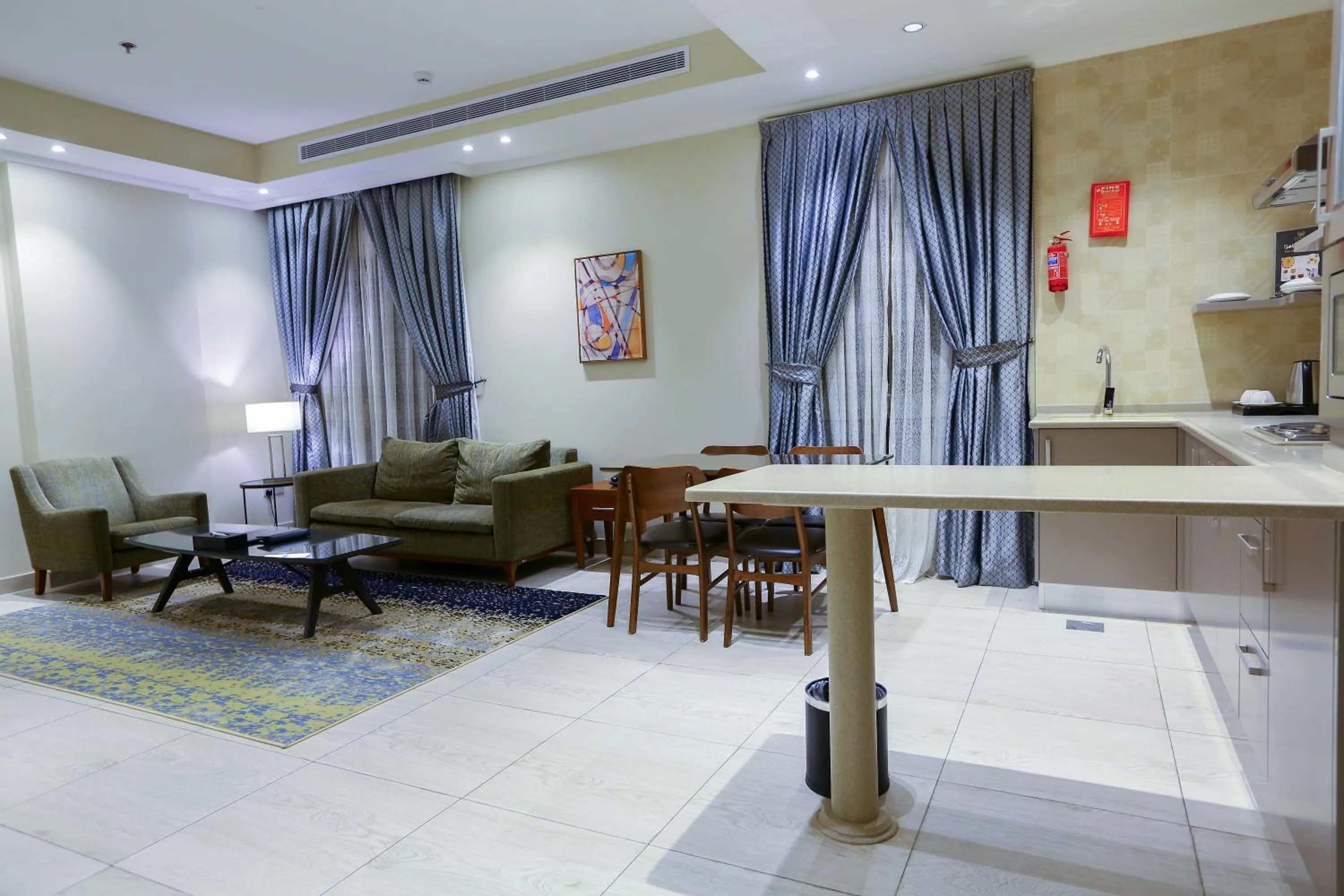 Lotaz Hotel Apartments - Al Salamah