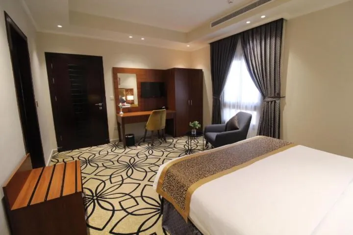 Bed in Lotaz Hotel Apartments - Al Salamah