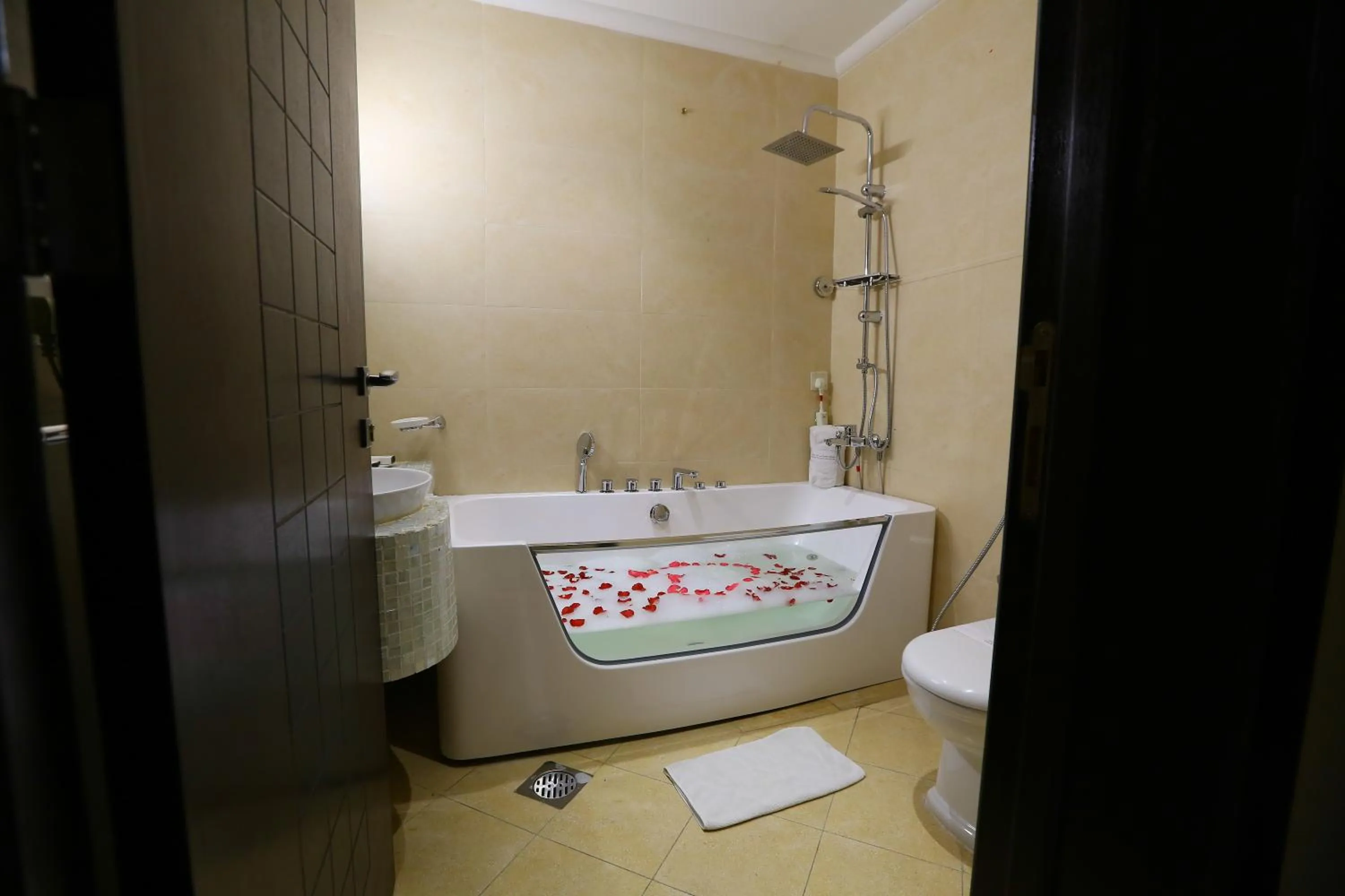 Lotaz Hotel Apartments - Al Salamah