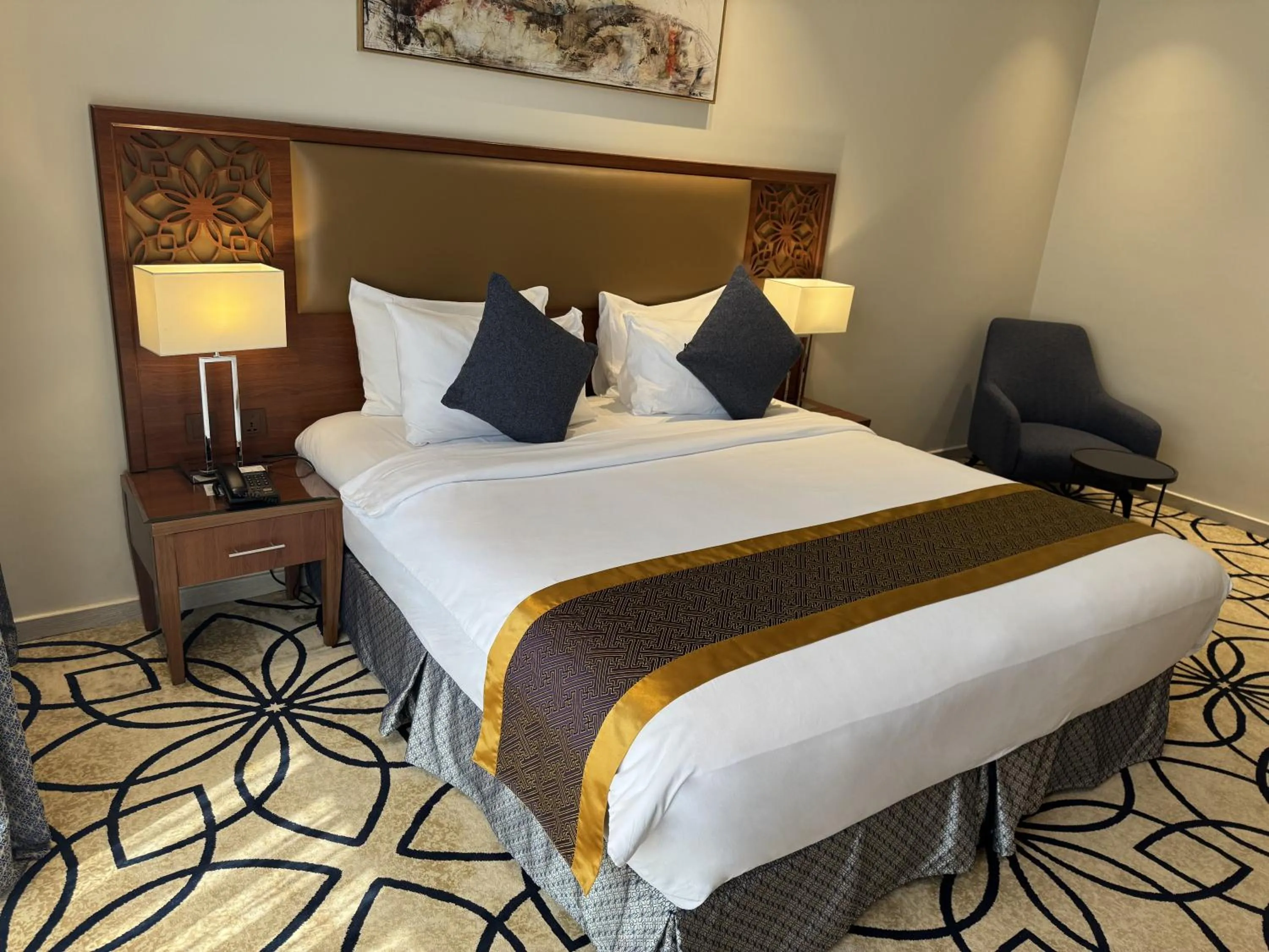 Bed in Lotaz Hotel Apartments - Al Salamah