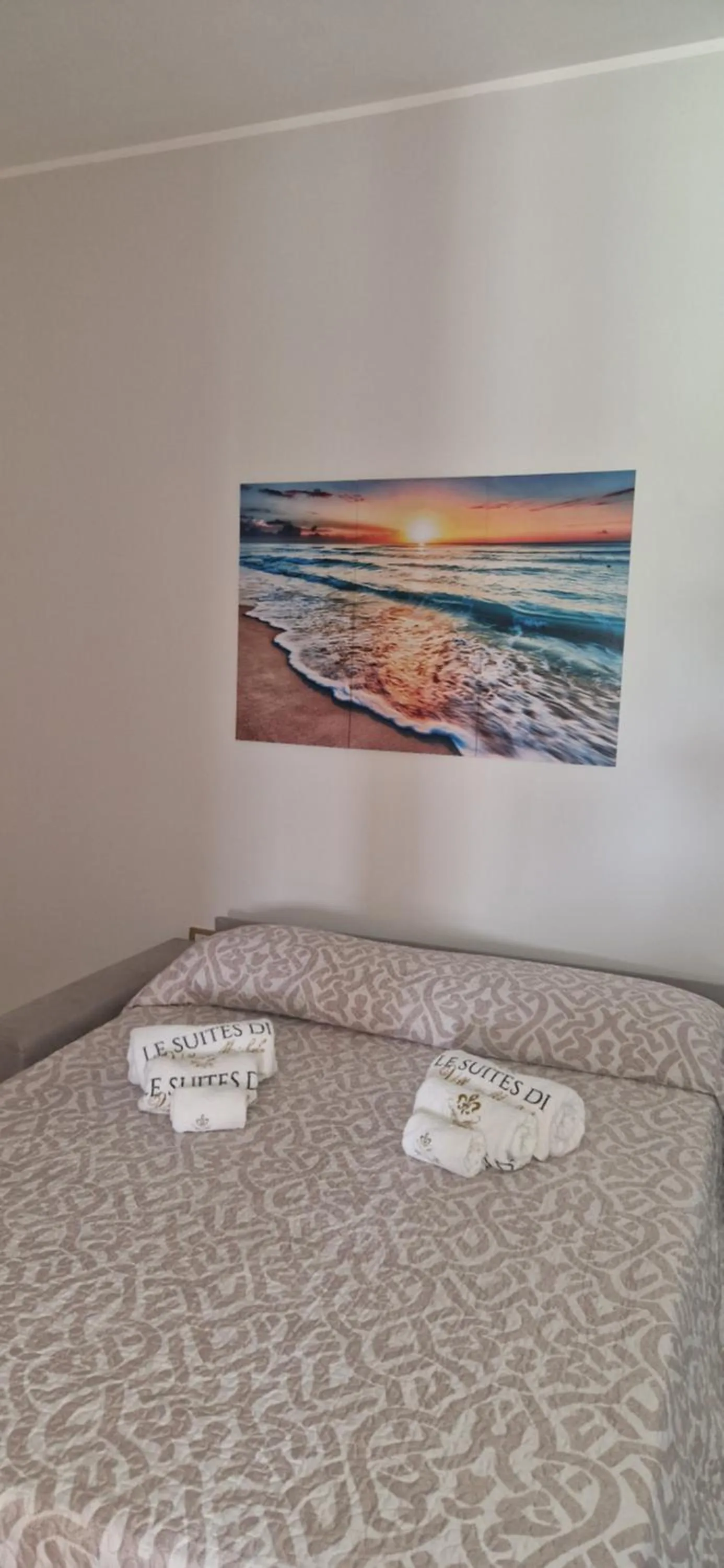 Swimming pool, Bed in Bed & Breakfast Villa Michela Alezio