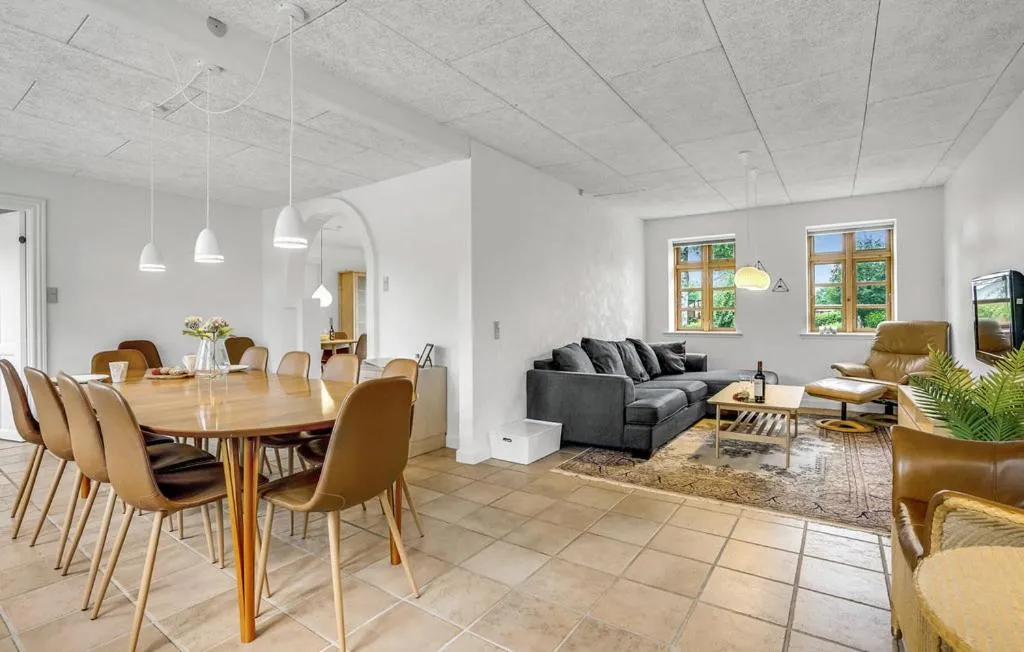 Kitchen or kitchenette in Skjoldbjerg Garnihotel