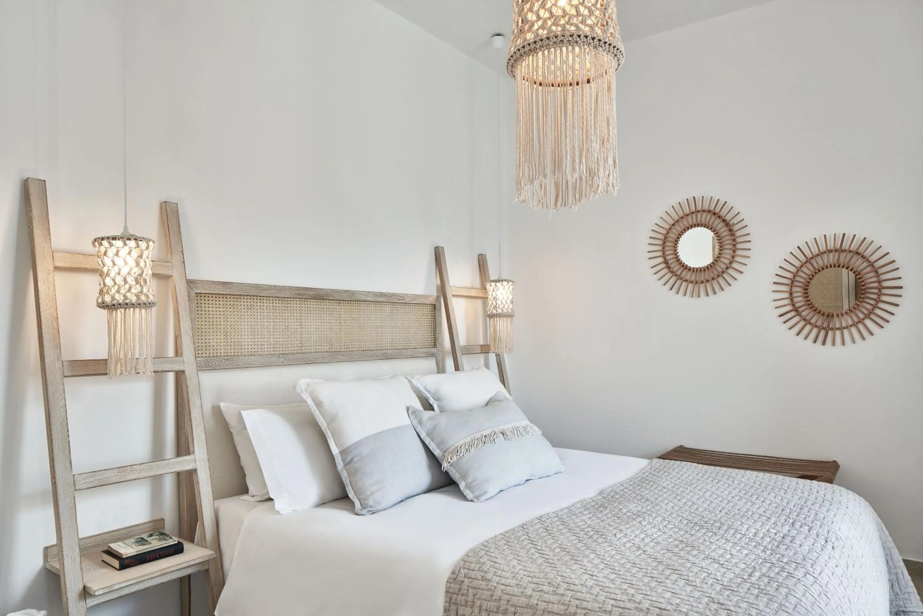 Bed in Volcano Luxury Suites Milos - Adults Only
