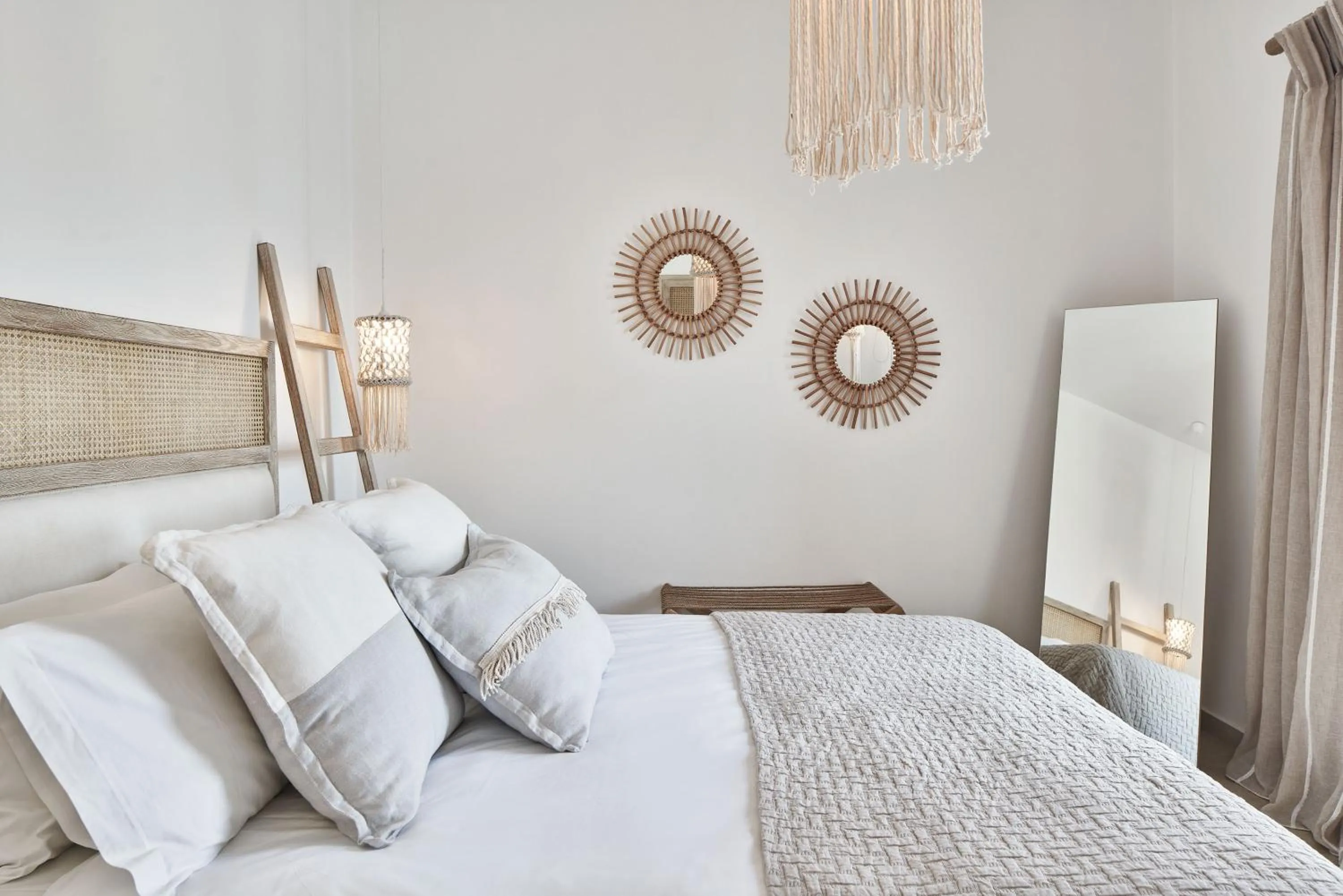 Bed in Volcano Luxury Suites Milos - Adults Only