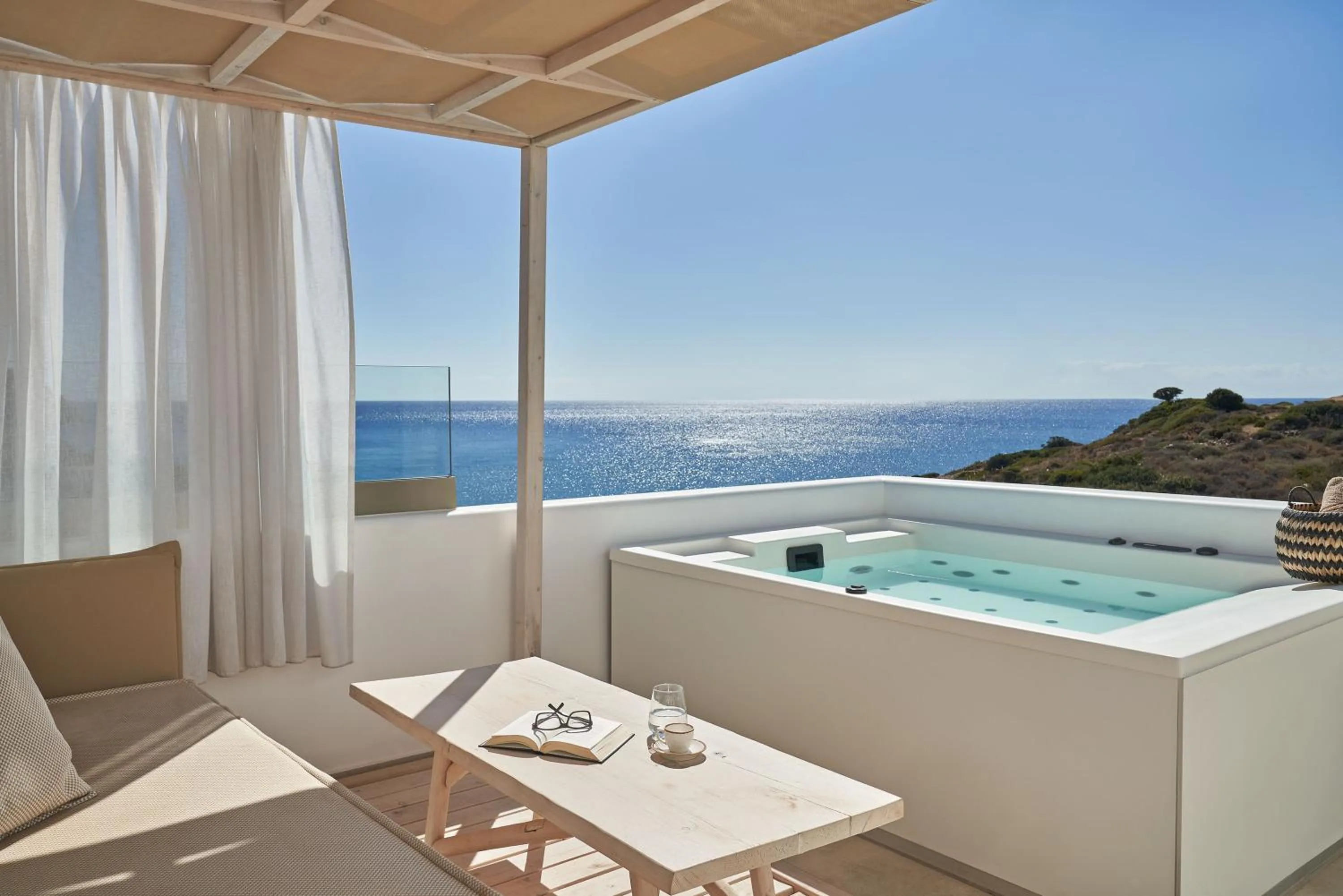 Hot Tub in Volcano Luxury Suites Milos - Adults Only