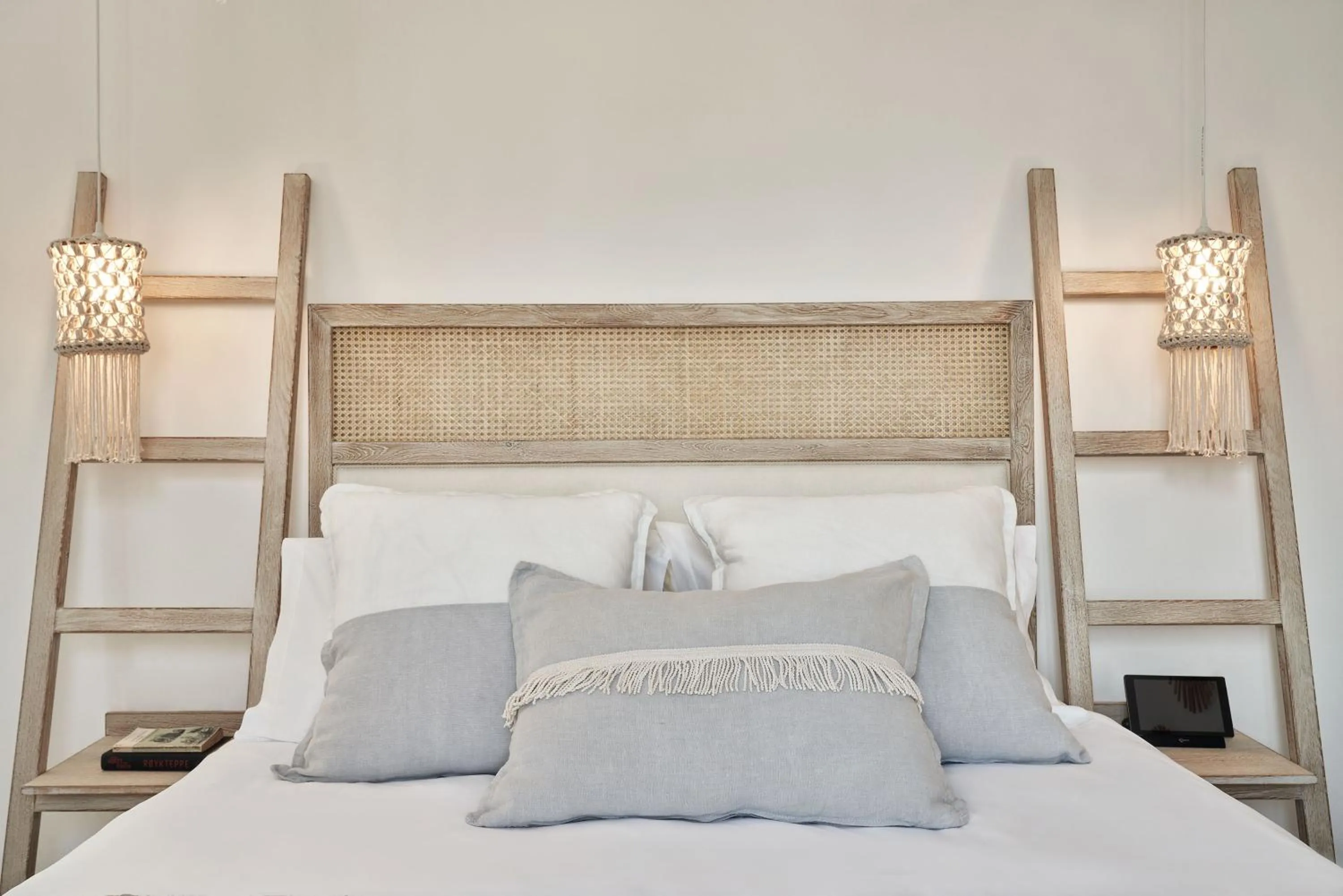 Bed in Volcano Luxury Suites Milos - Adults Only