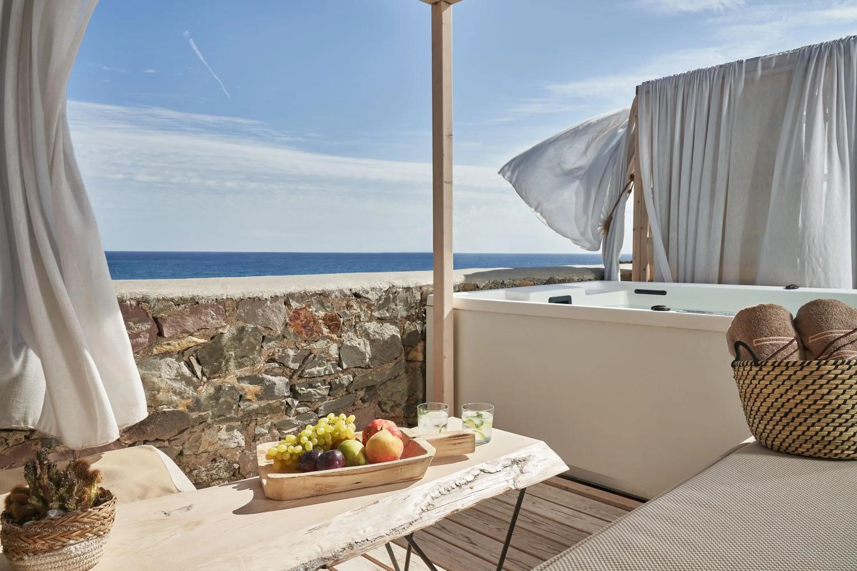 Hot Tub in Volcano Luxury Suites Milos - Adults Only