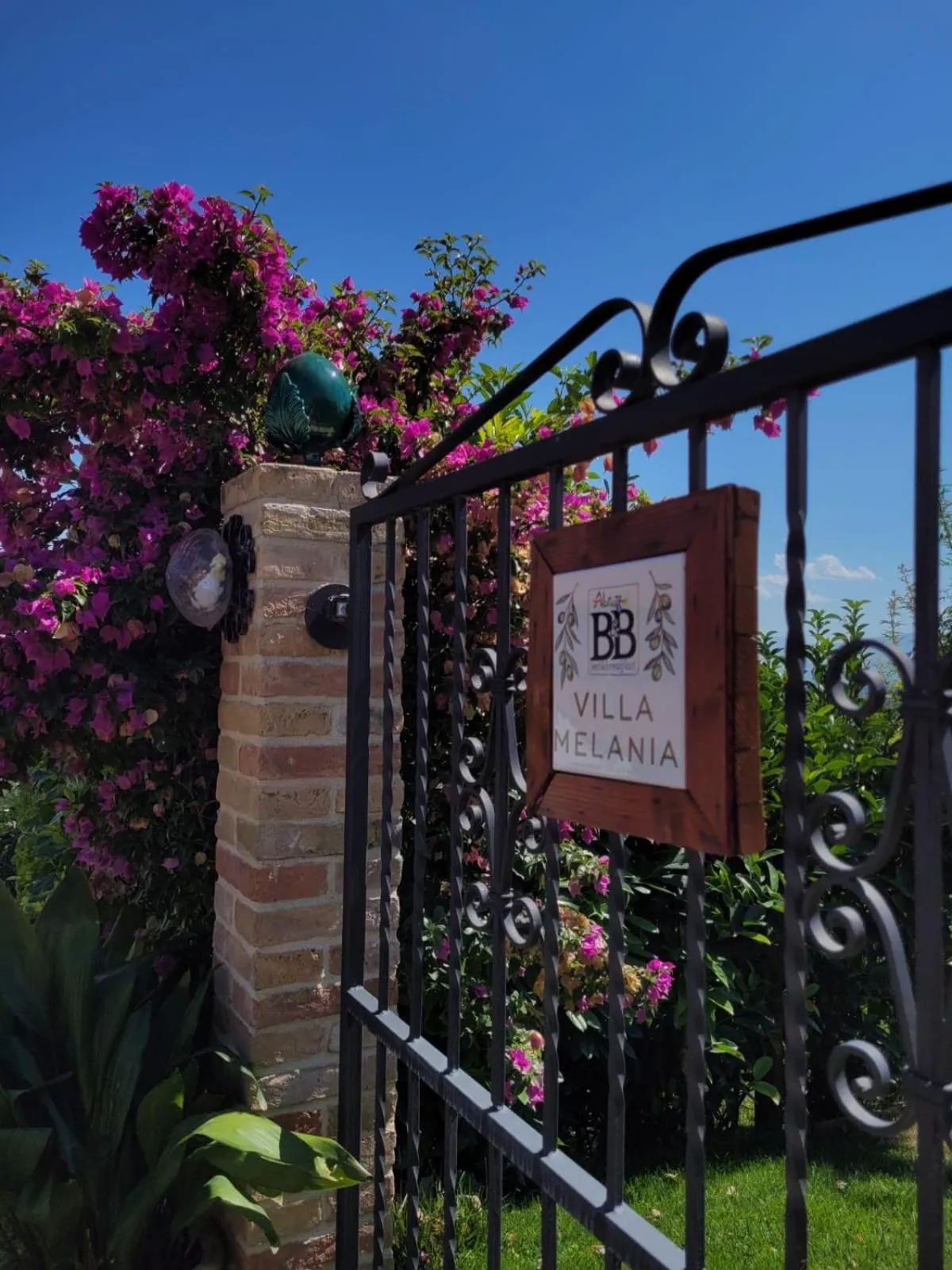 Property building in B&B Villa Melania