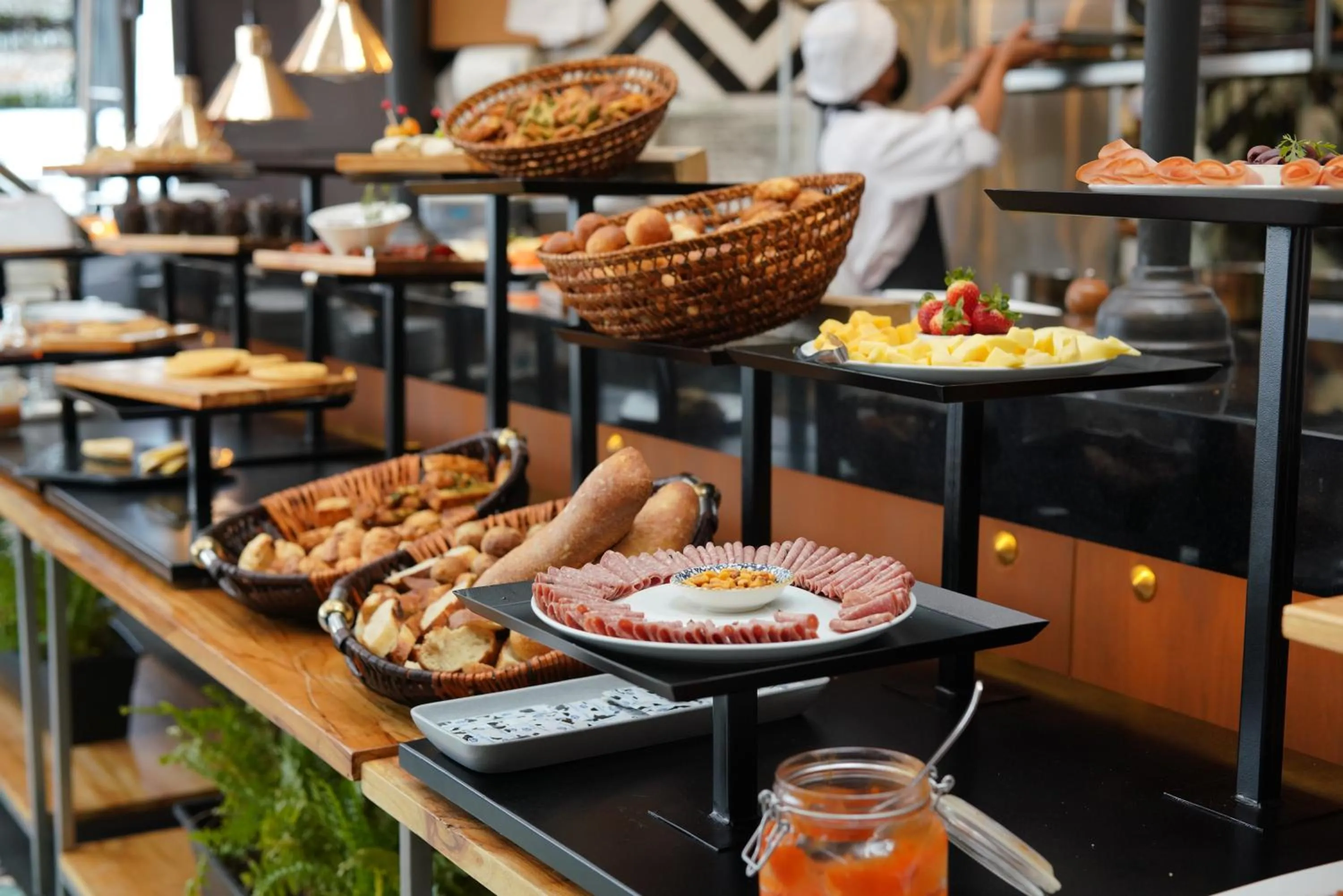 Buffet breakfast in Hotel Sabana Park