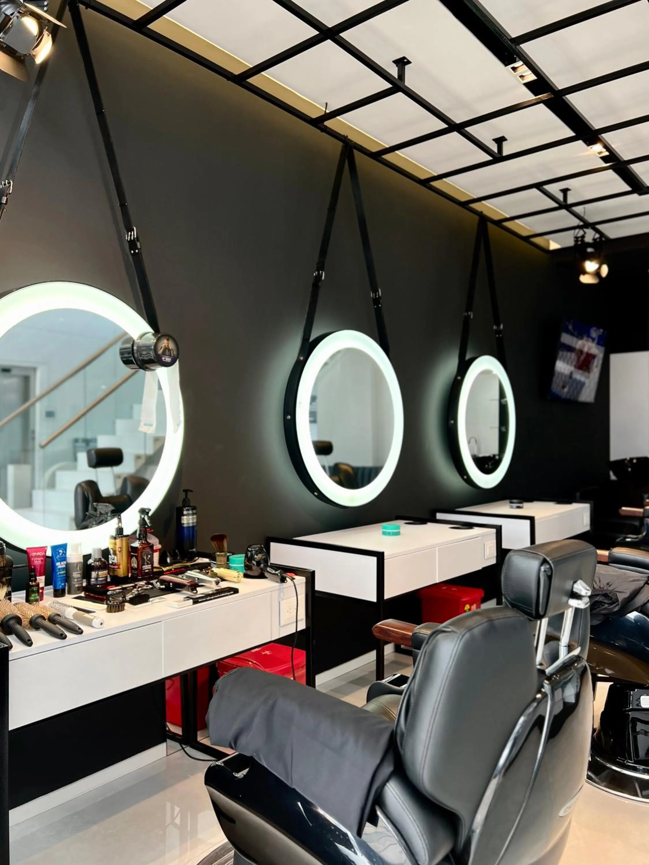 hair dresser in Hotel Sabana Park