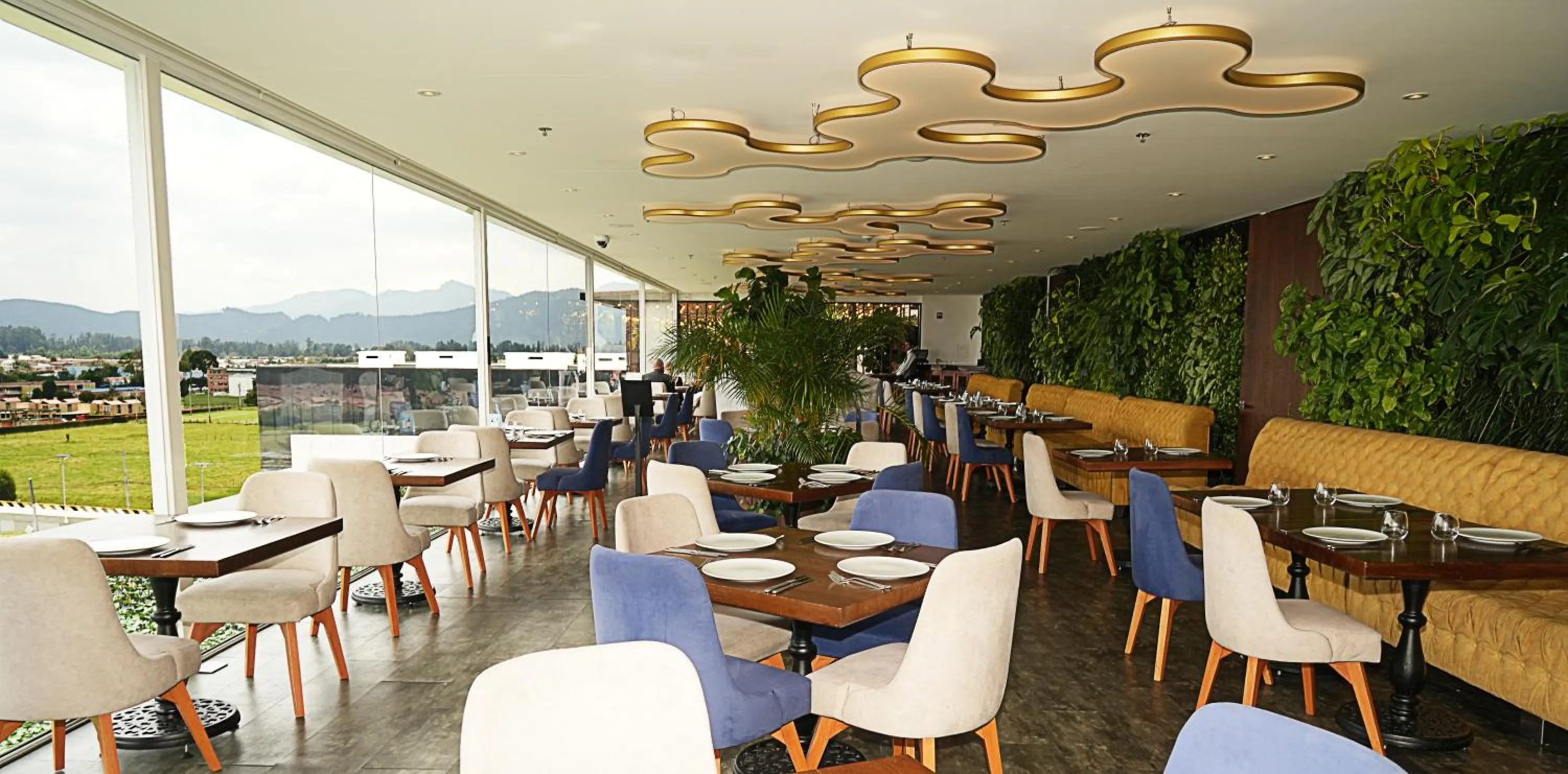 Mountain view in Hotel Sabana Park