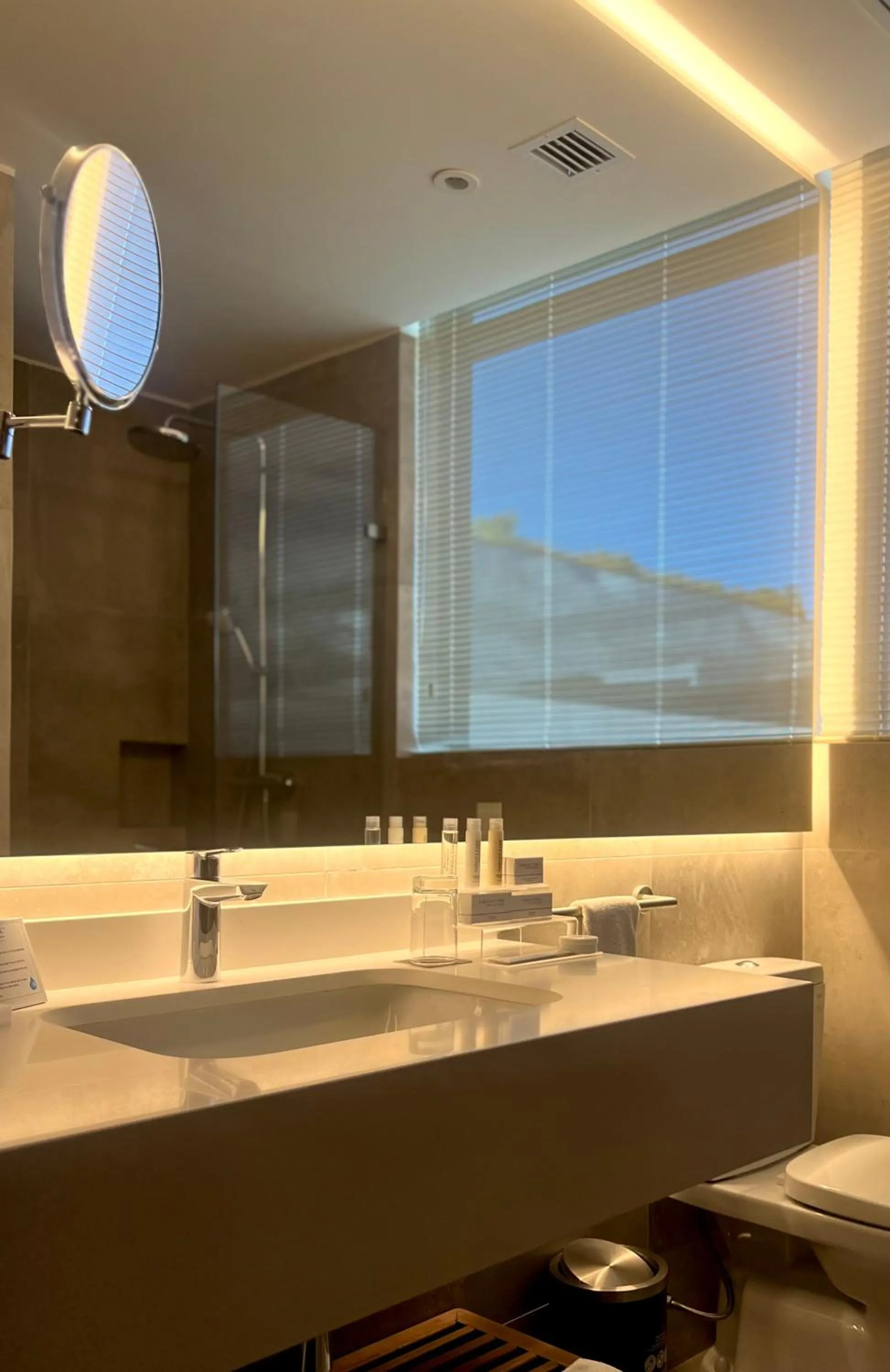 Bathroom in Hotel Sabana Park