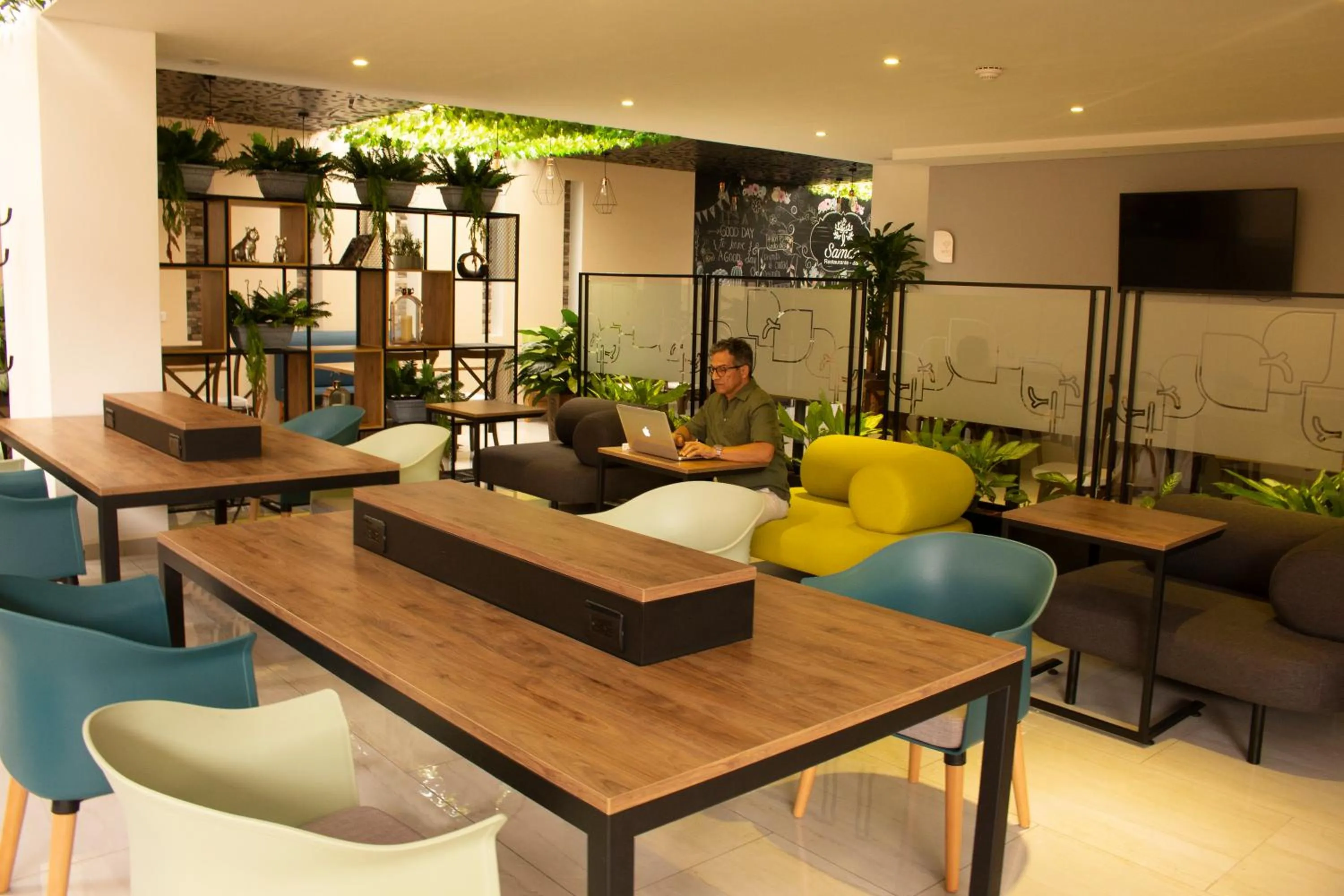 People in EcoHub Hotel Medellin