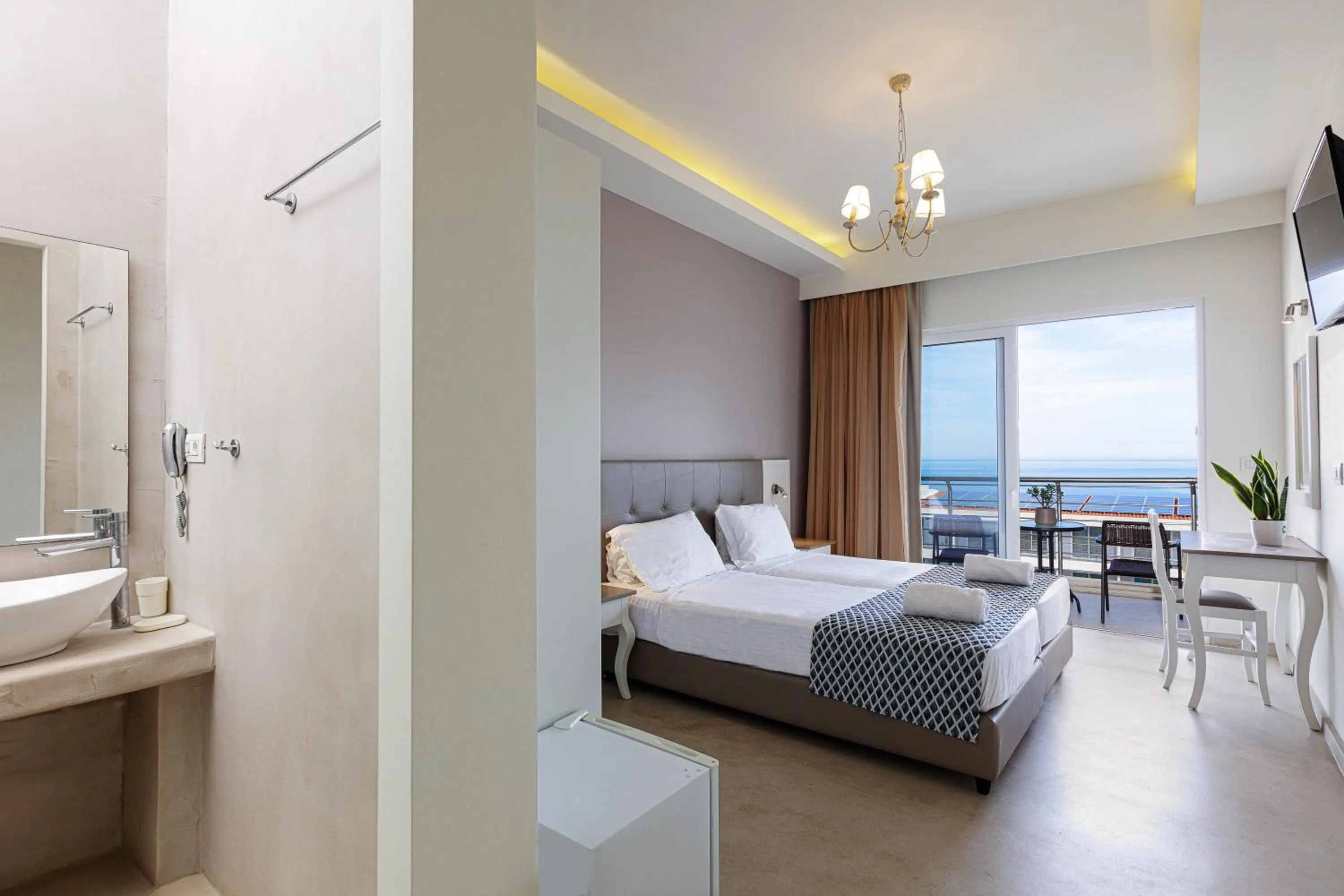 Bedroom, Bed in Atali Grand Resort