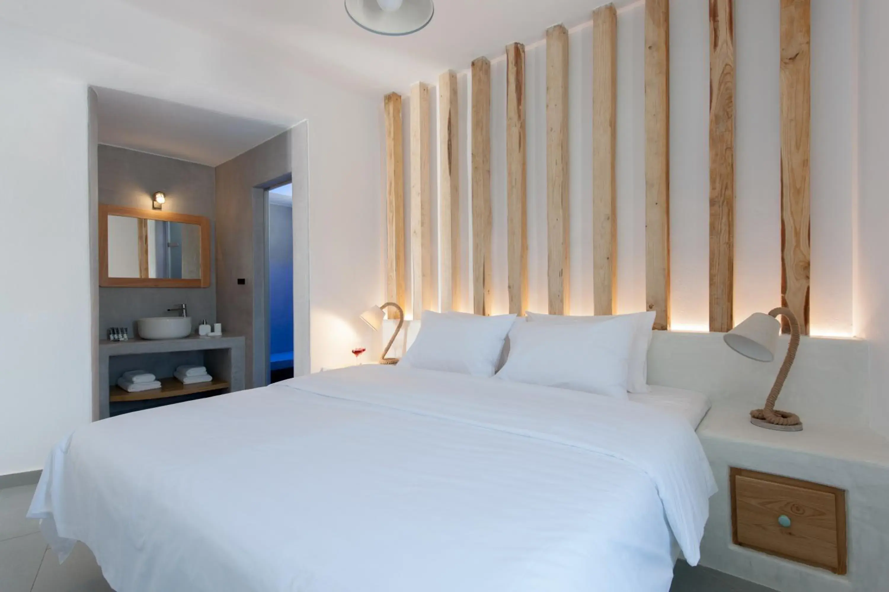 Bedroom, Bed in Avatar Suites Bedroom, Bed in Avatar Suites