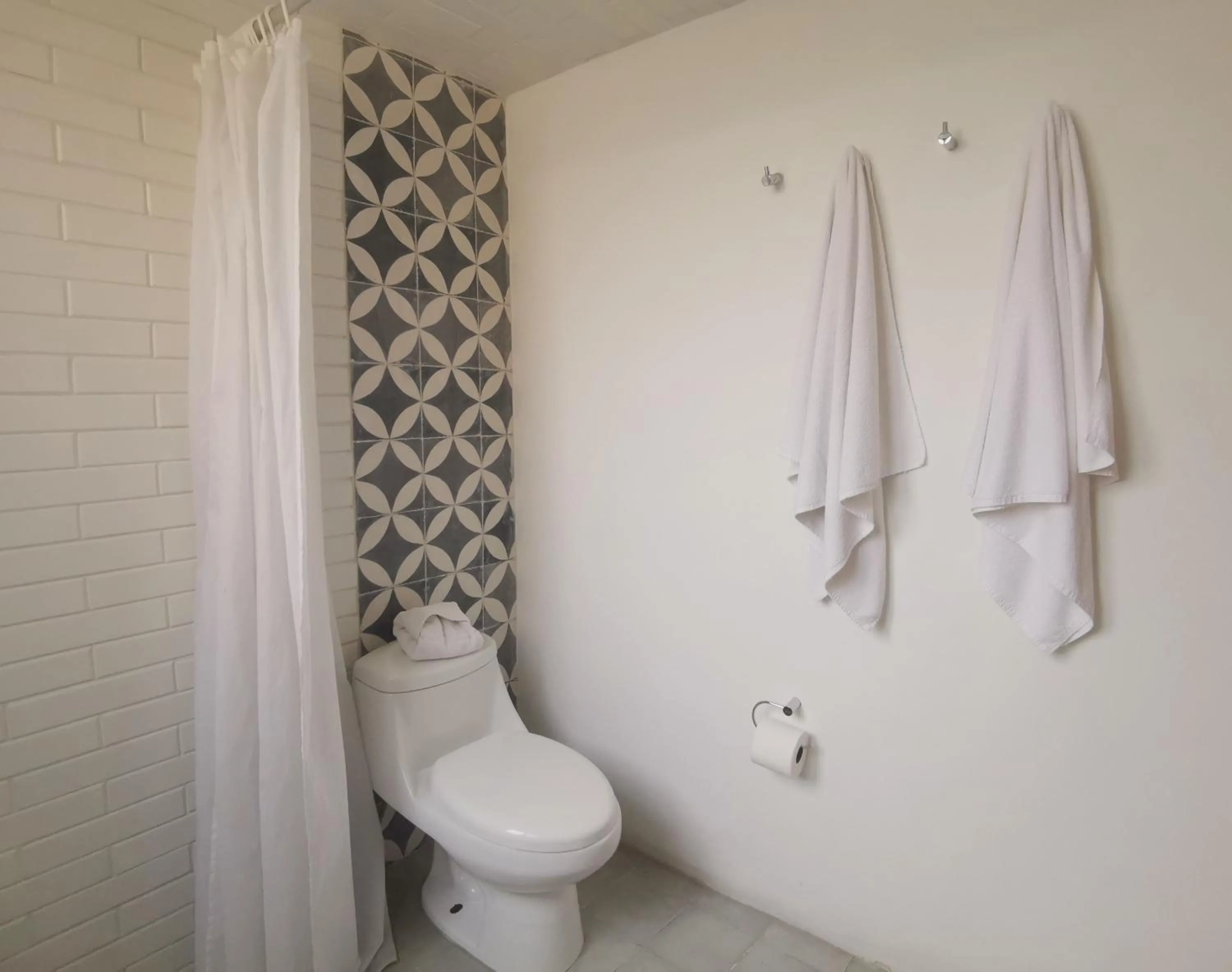 Shower in Santa Josefita B&B