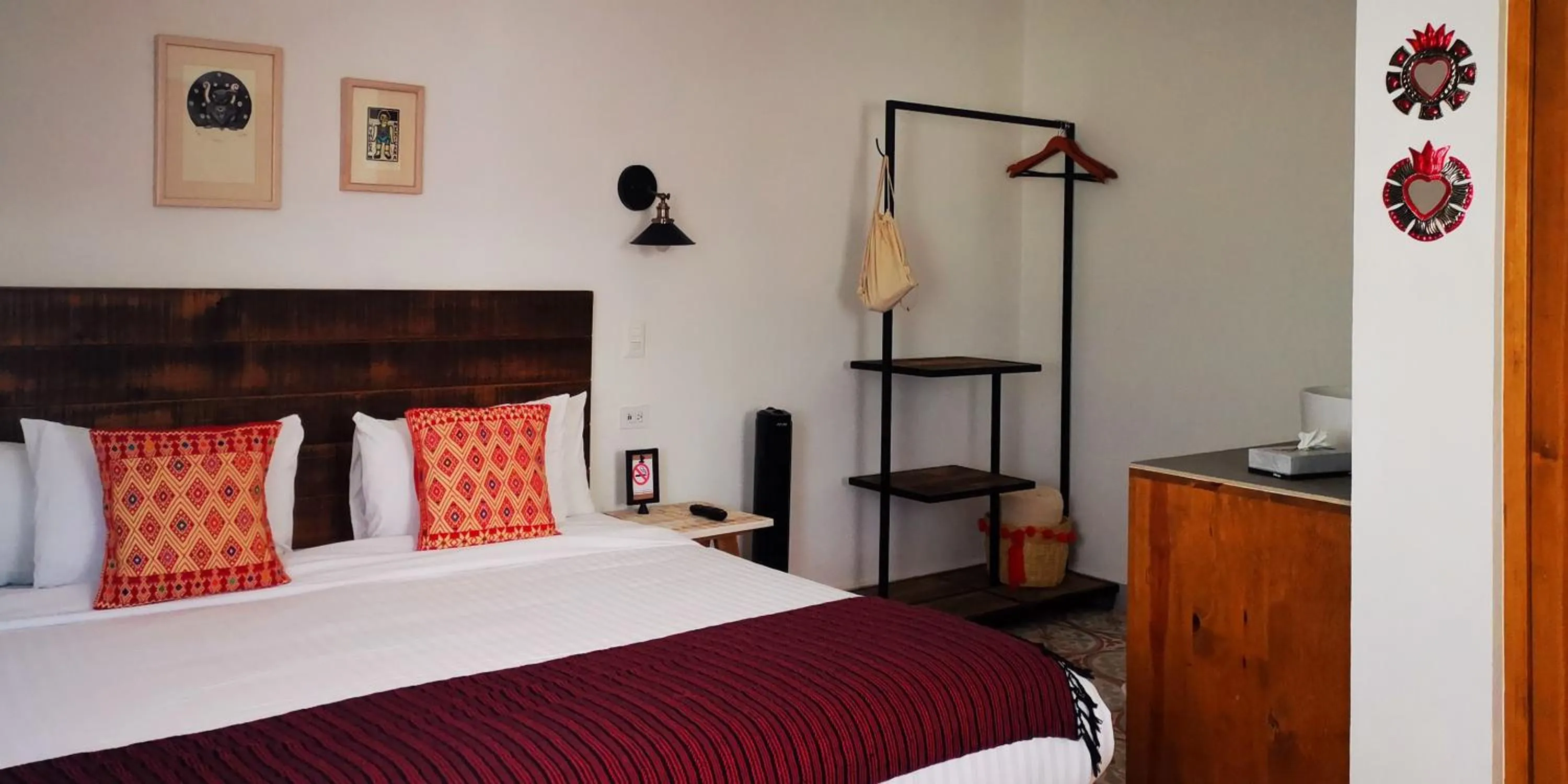 Bed in Santa Josefita B&B