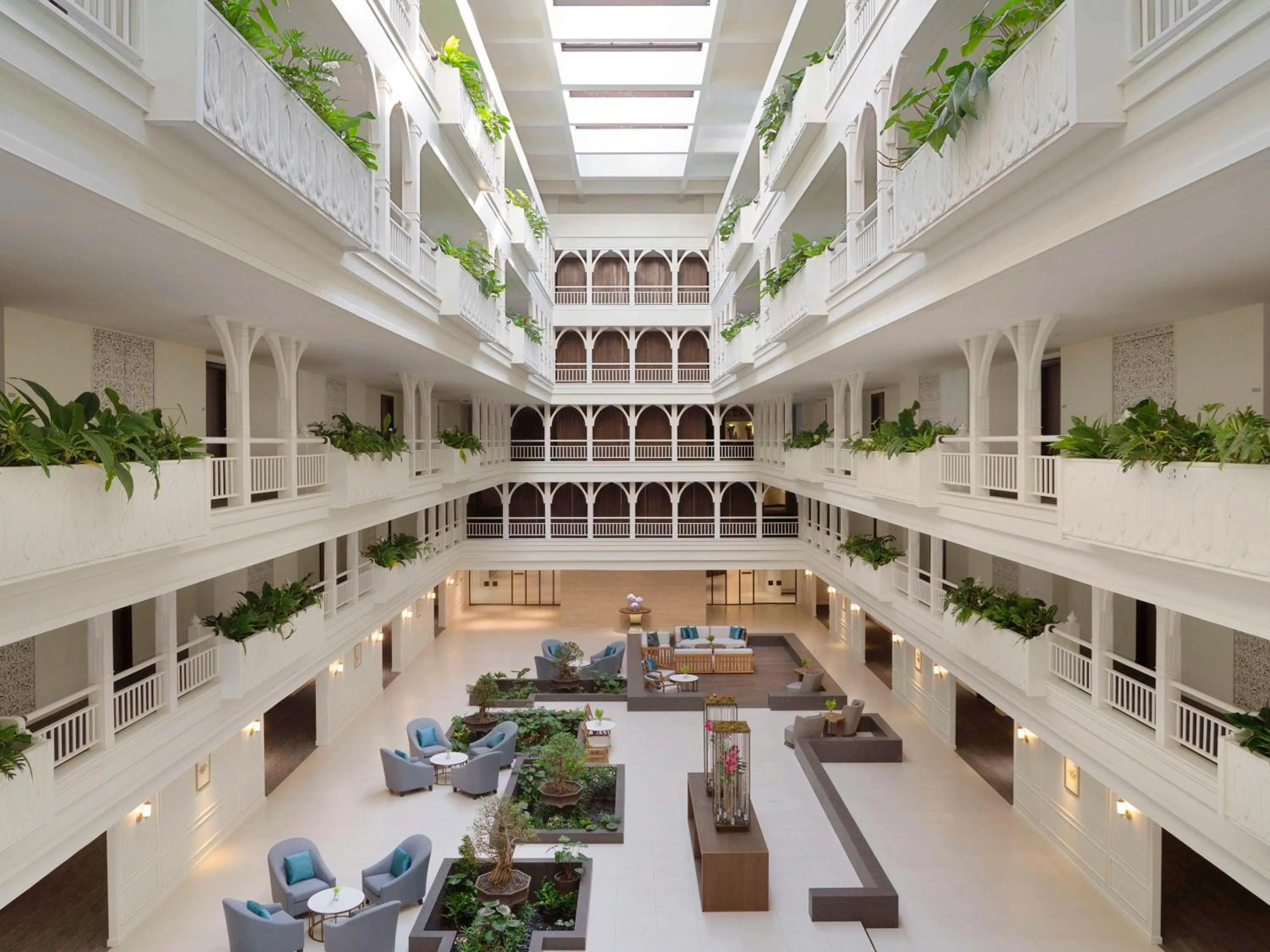 Property building in Mövenpick BDMS Wellness Resort Bangkok