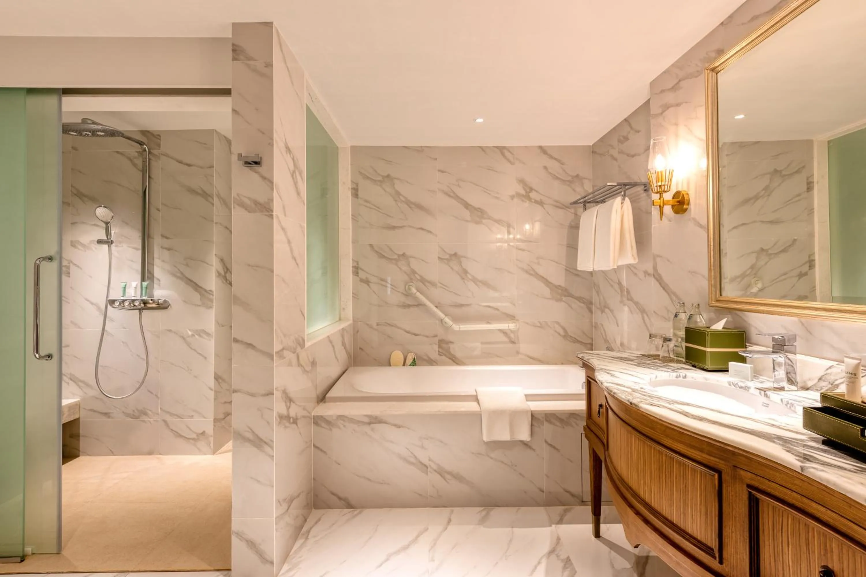 Bathroom in Mövenpick BDMS Wellness Resort Bangkok