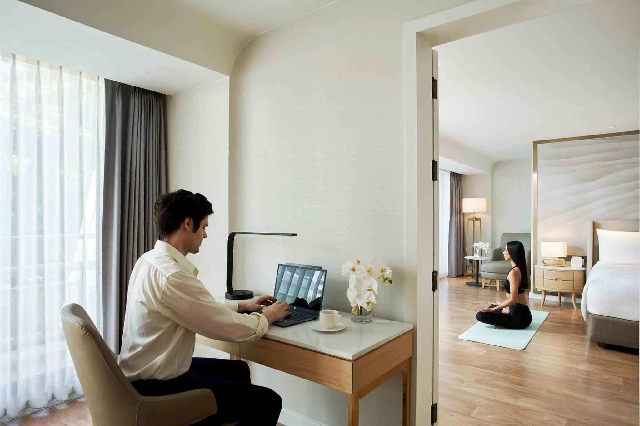 Living room in Mövenpick BDMS Wellness Resort Bangkok