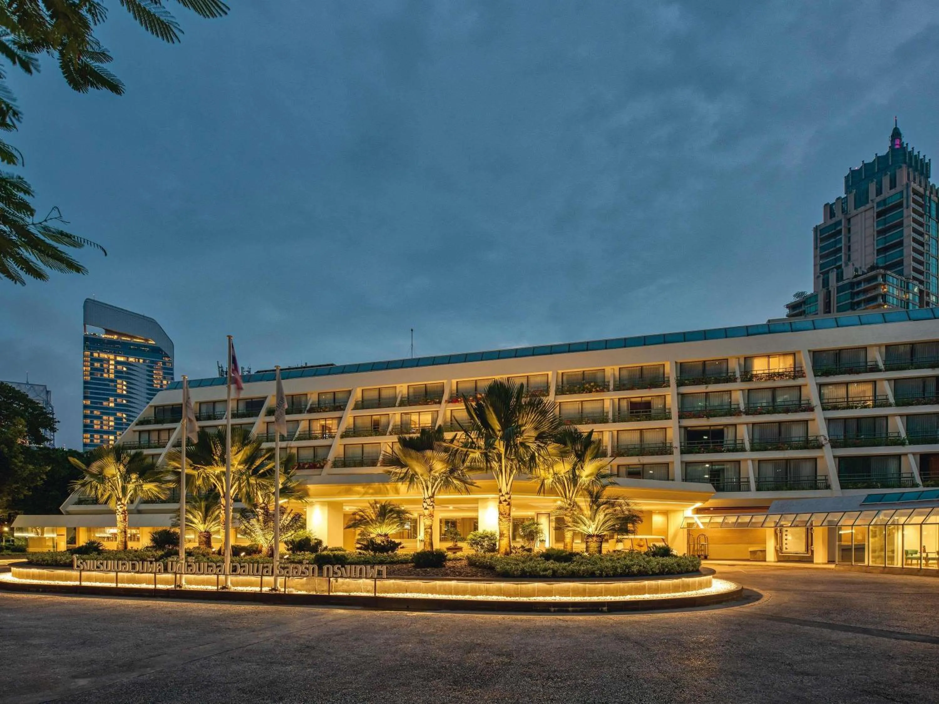 Property building in Mövenpick BDMS Wellness Resort Bangkok