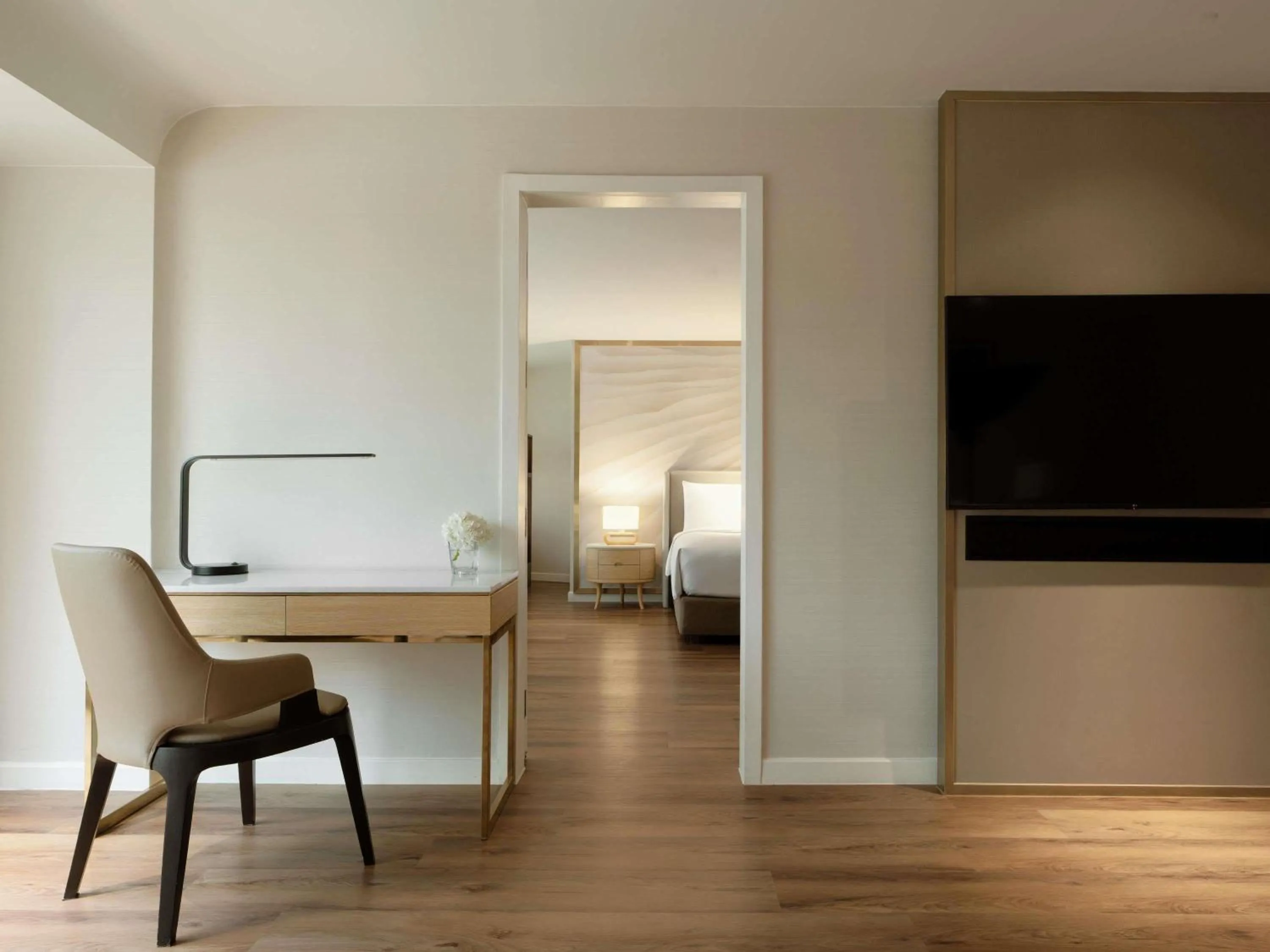 Bedroom in Mövenpick BDMS Wellness Resort Bangkok