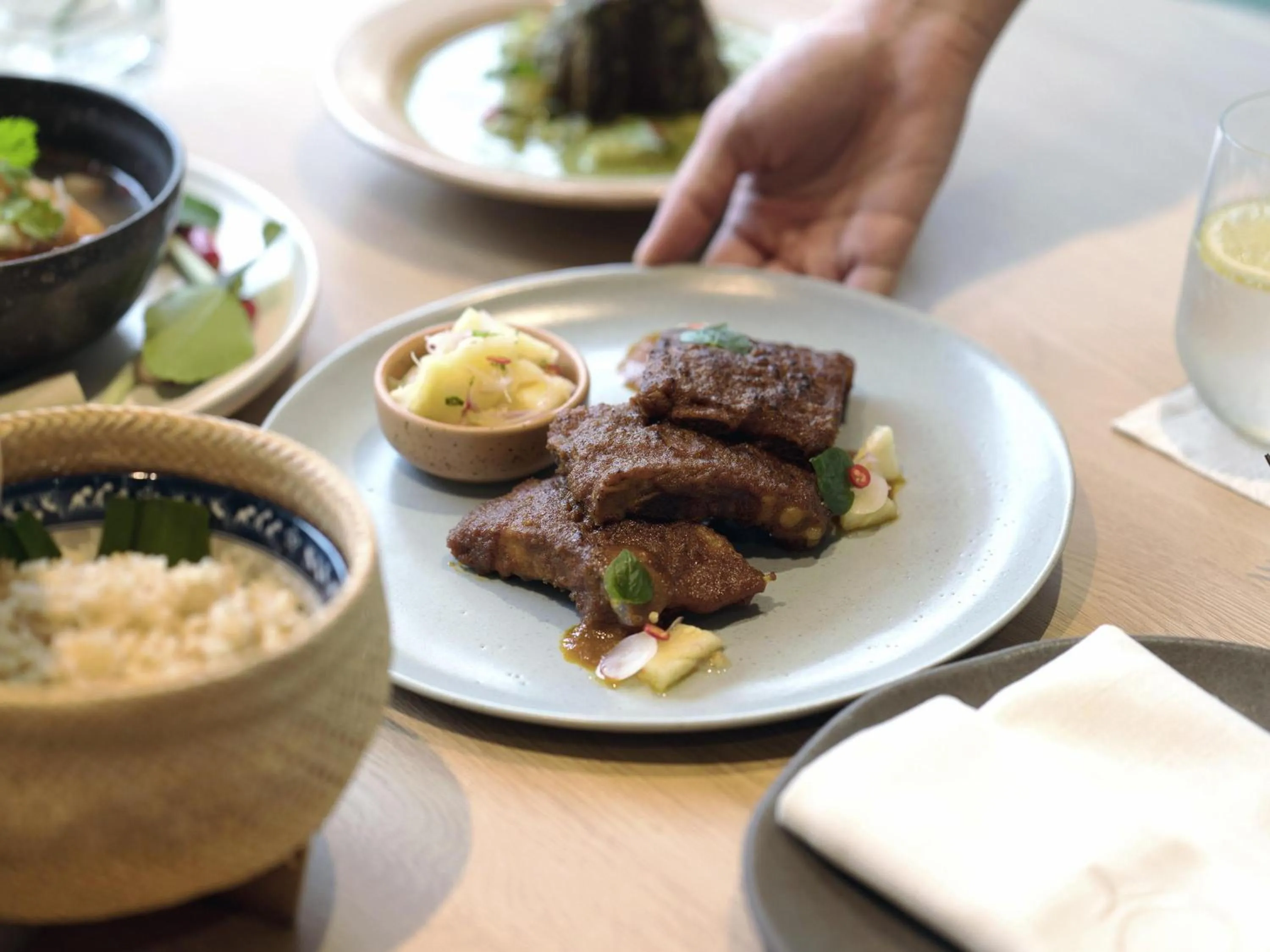 Restaurant/places to eat in Mövenpick BDMS Wellness Resort Bangkok