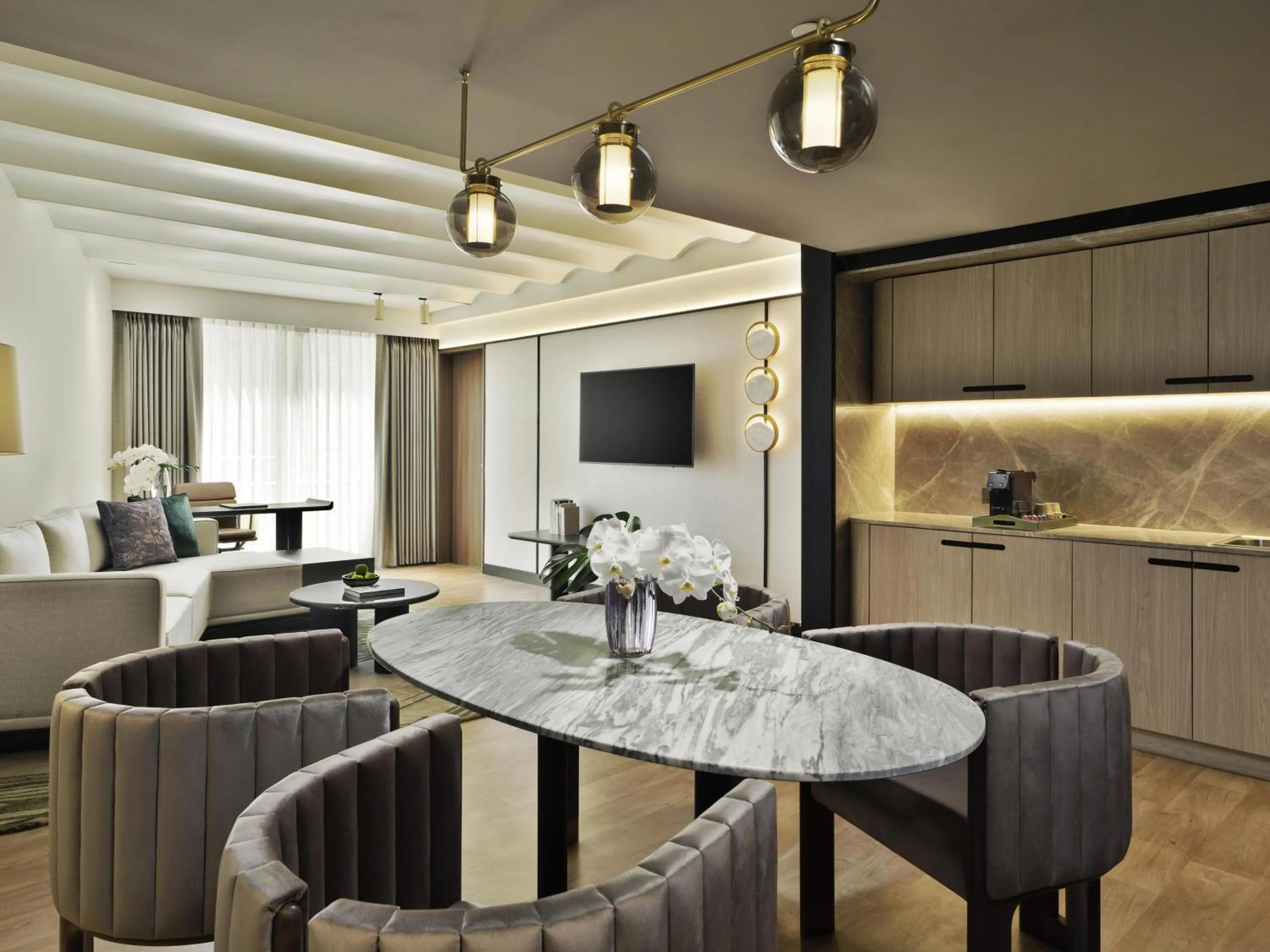 Bedroom in Mövenpick BDMS Wellness Resort Bangkok