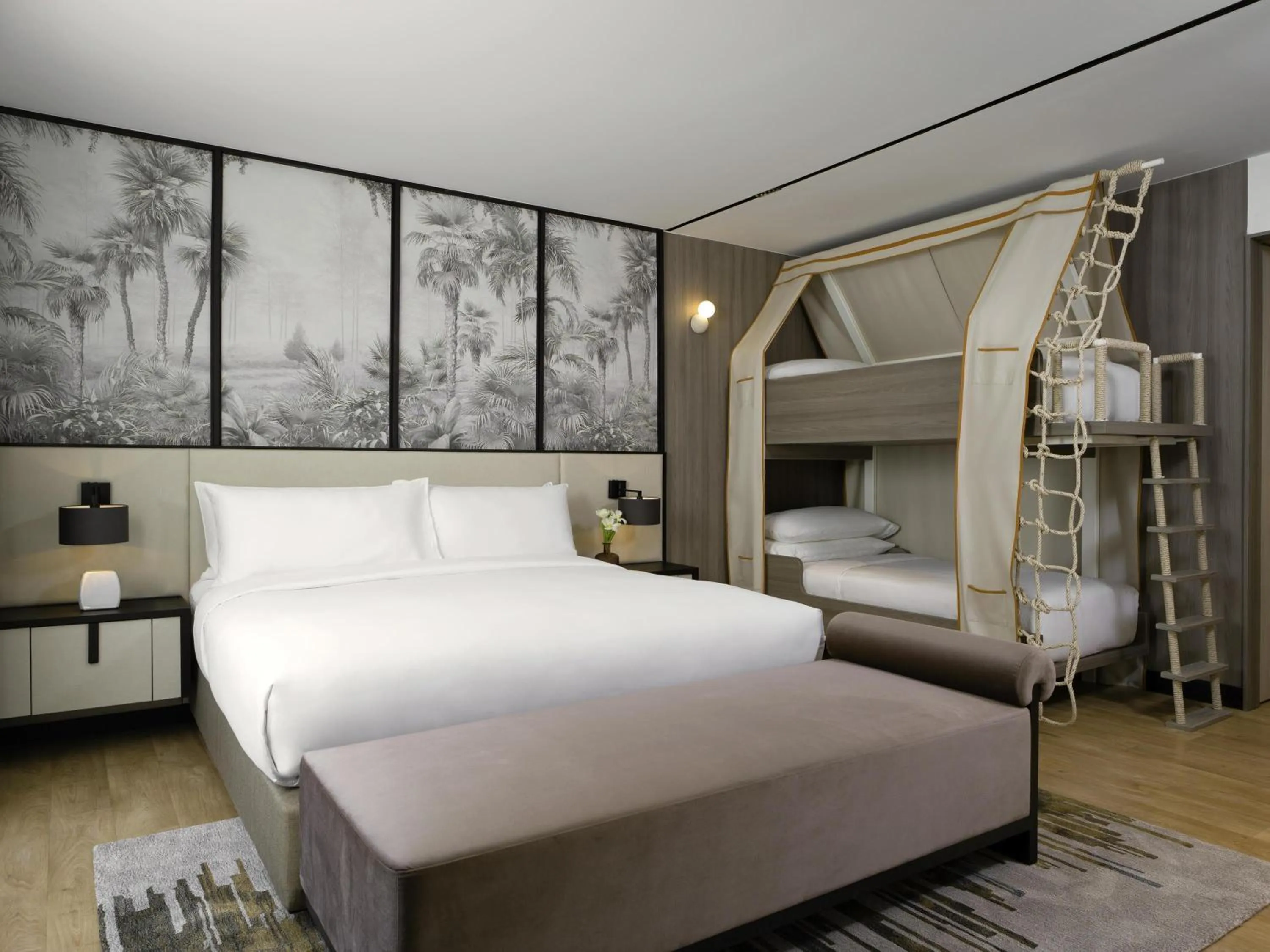 Bedroom, Bed in Mövenpick BDMS Wellness Resort Bangkok