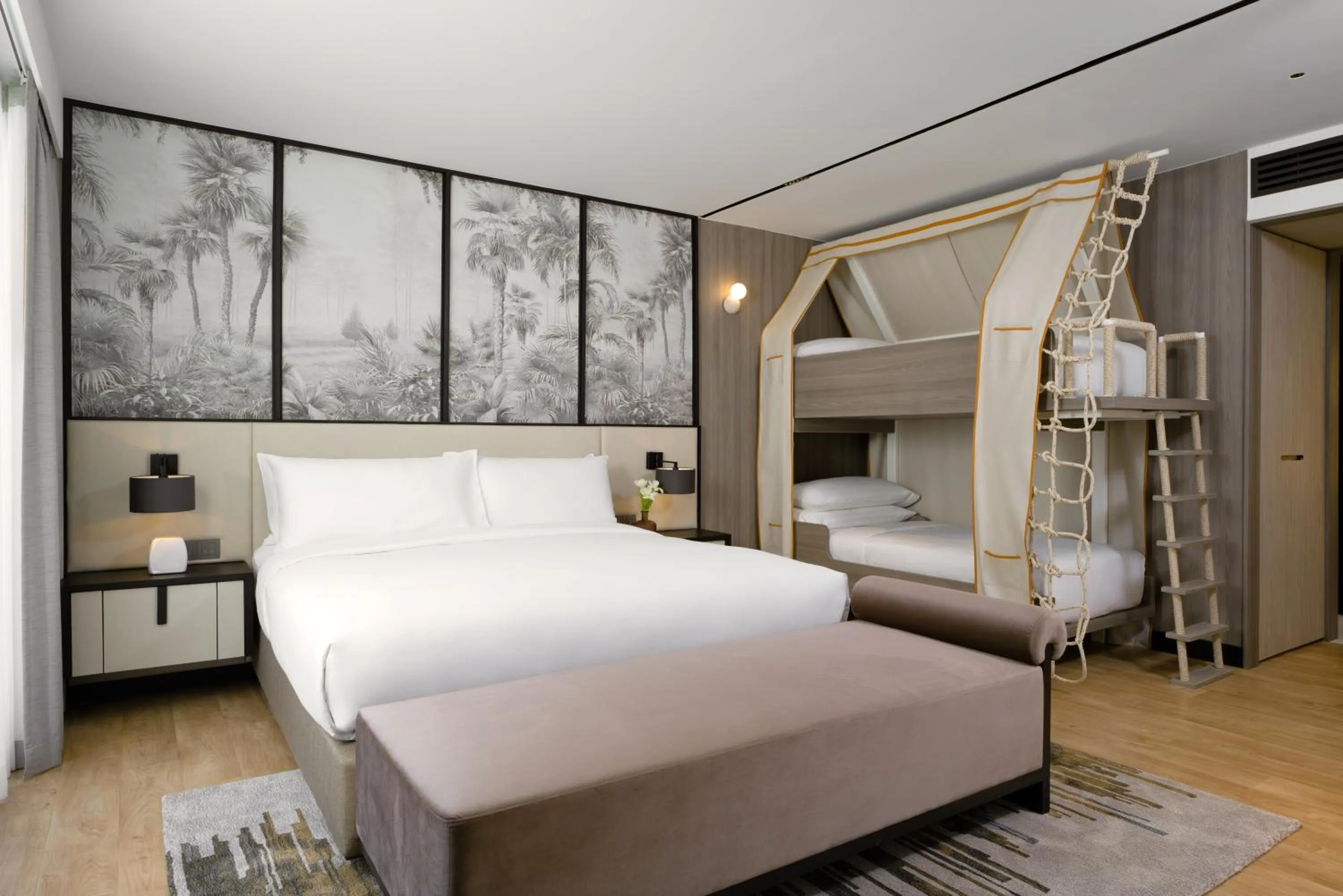 Bed in Mövenpick BDMS Wellness Resort Bangkok