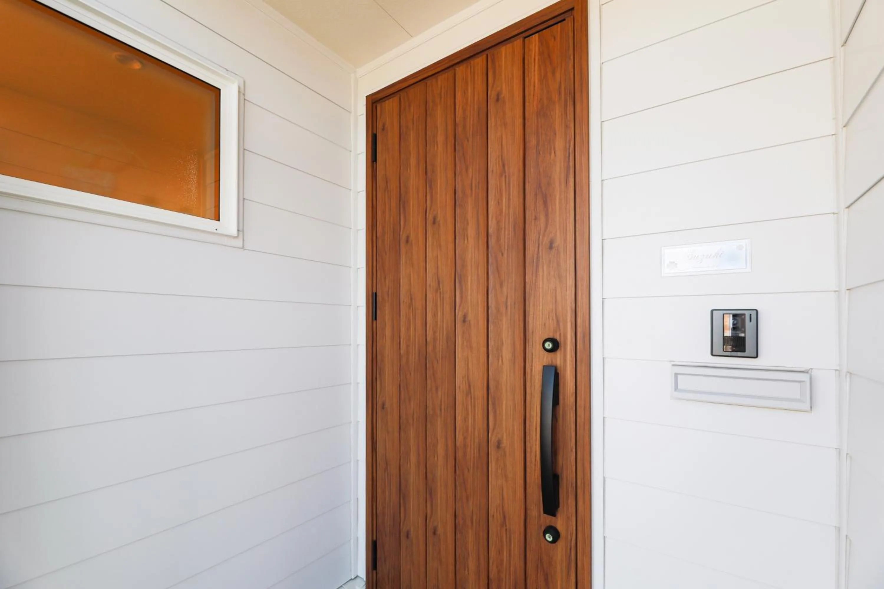 Property building in TEINE WHITE HOUSE