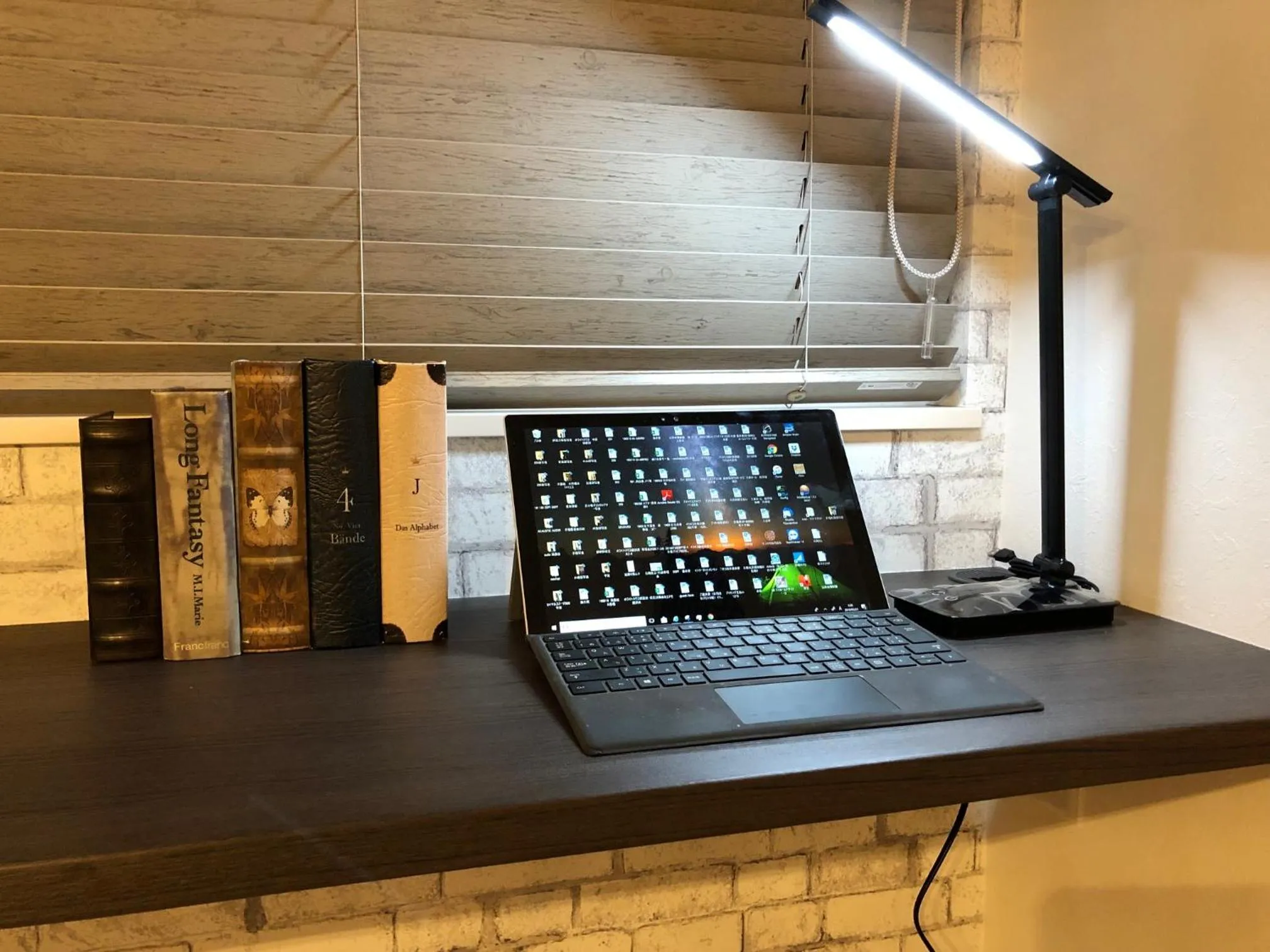 Photo of the whole room in TEINE WHITE HOUSE