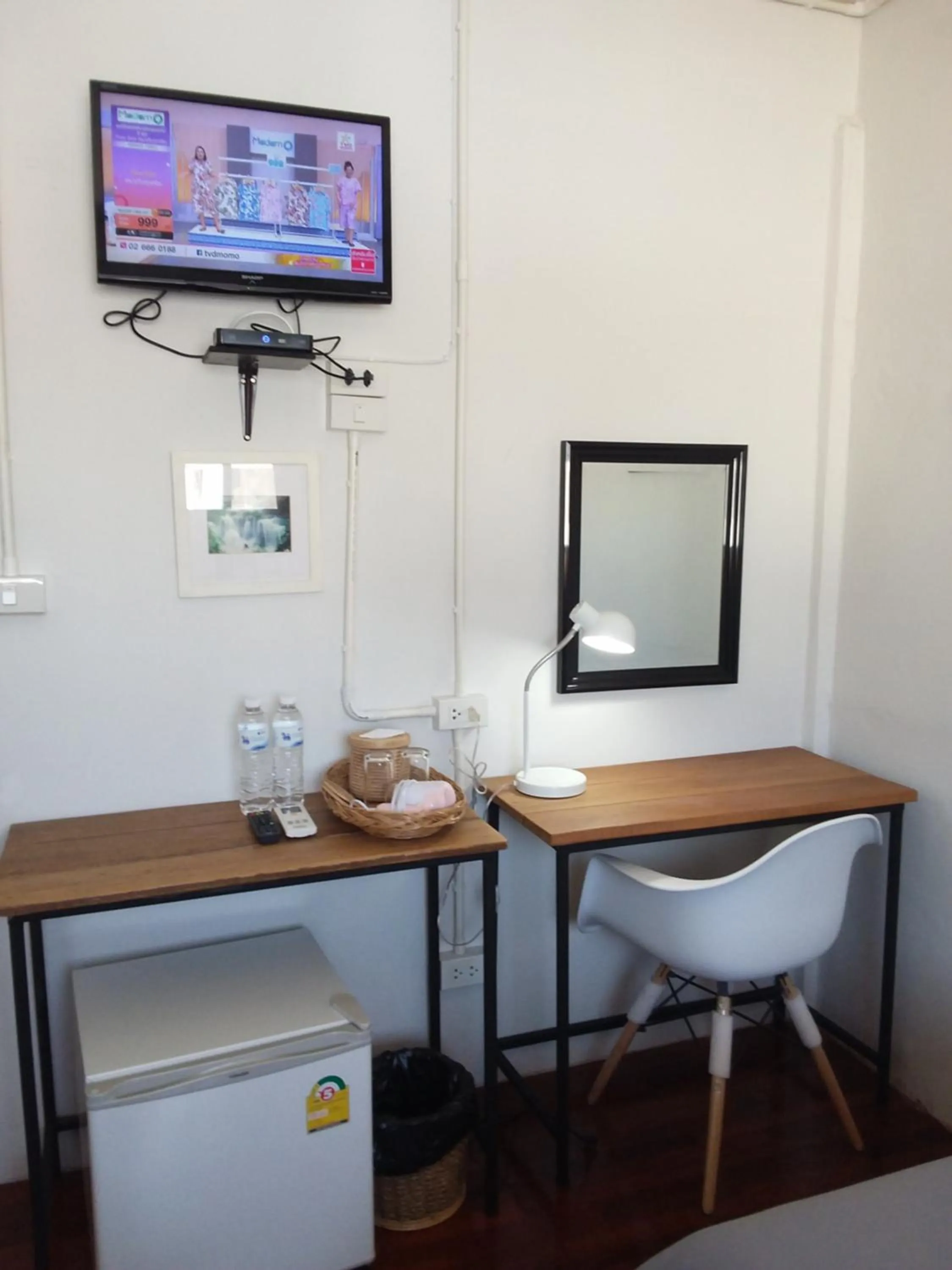 Pingplalee Female House