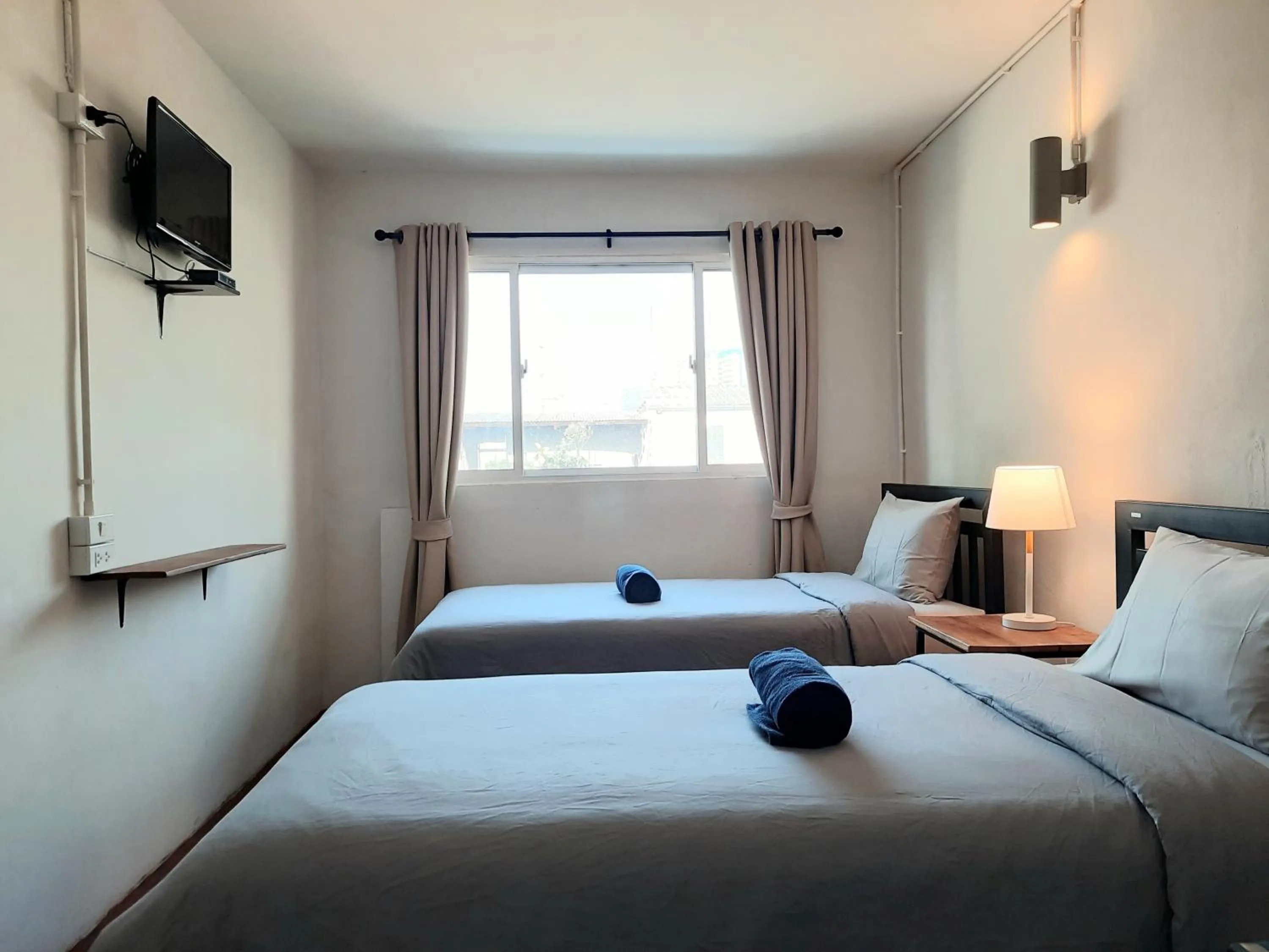 Bed in Pingplalee Female House