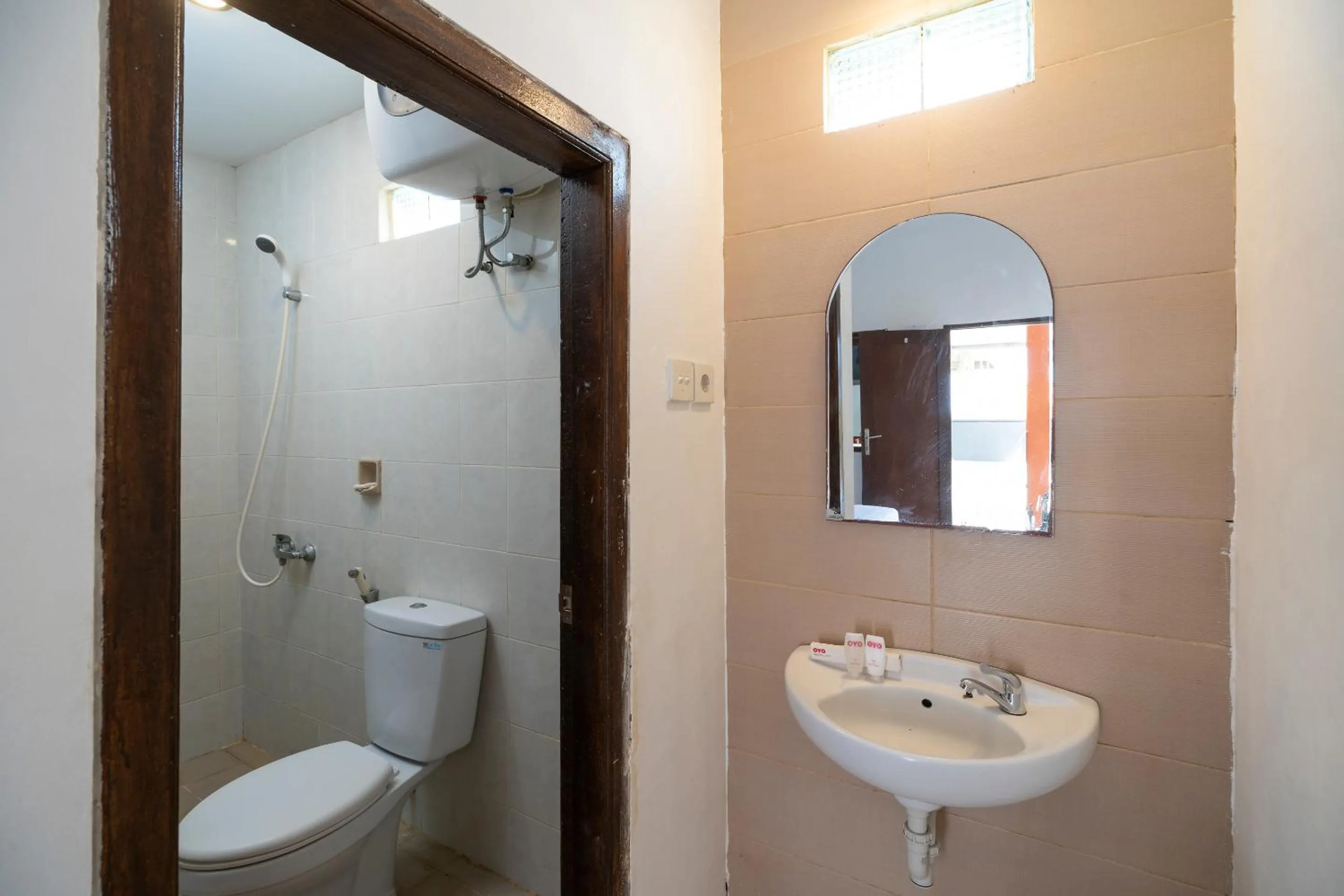 Bathroom in Apartmen Kak Okoh