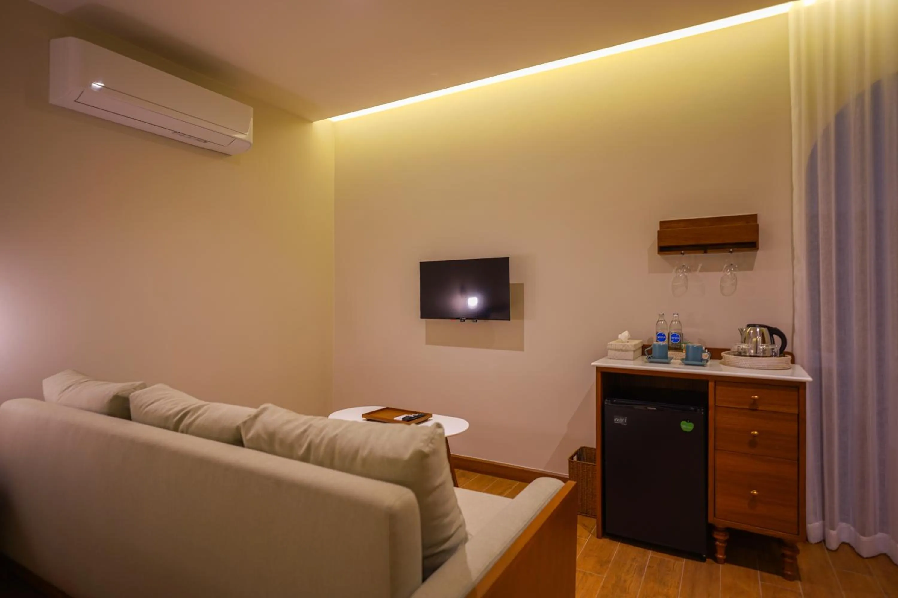 Living room in Ploen Pirom