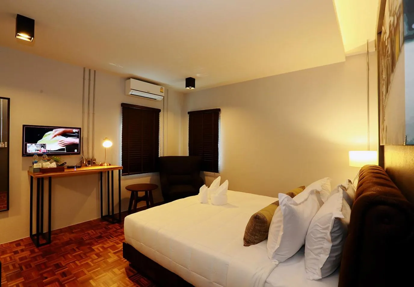 Bed in Canvas Family Home