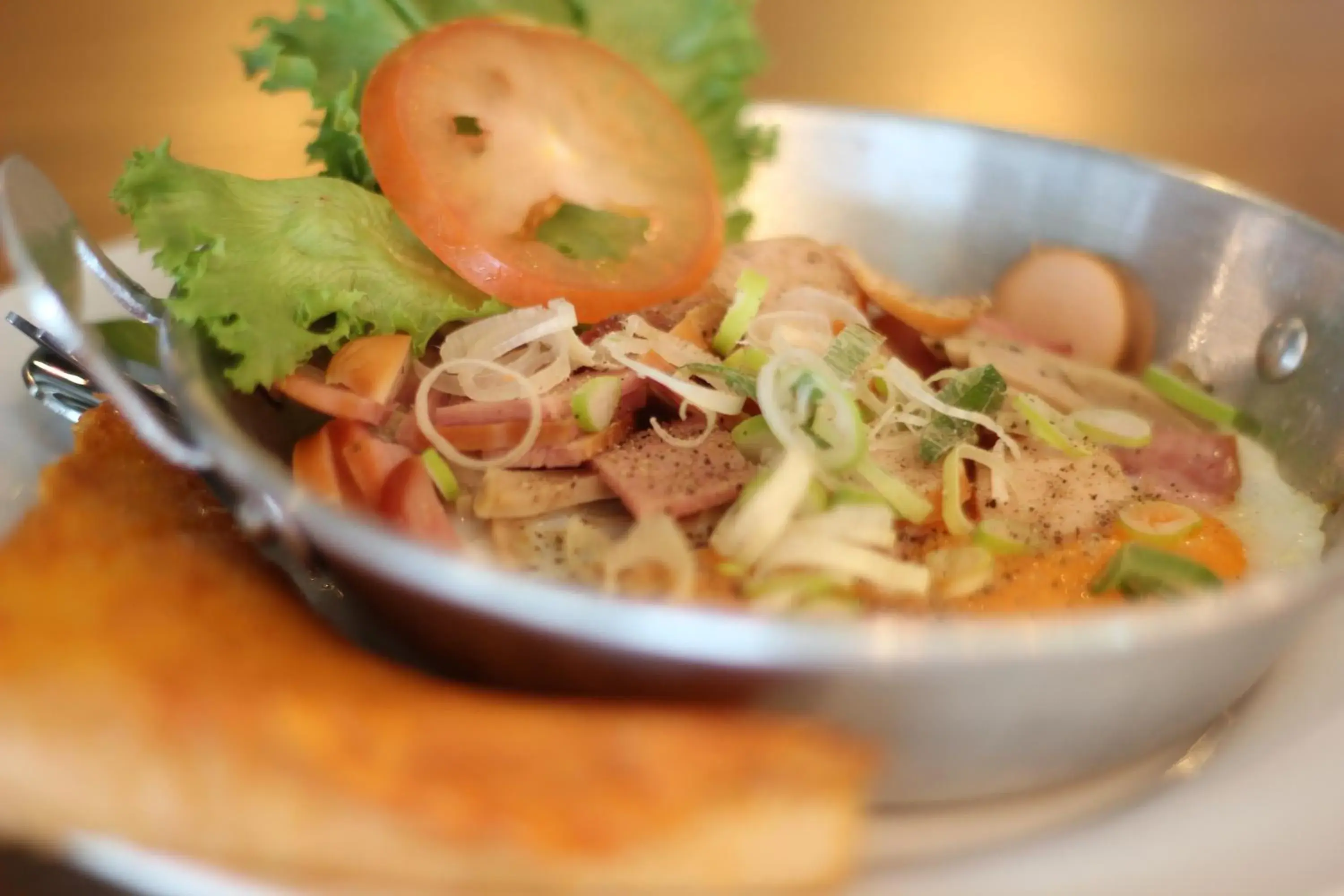 Breakfast in Canvas Family Home Breakfast in Canvas Family Home