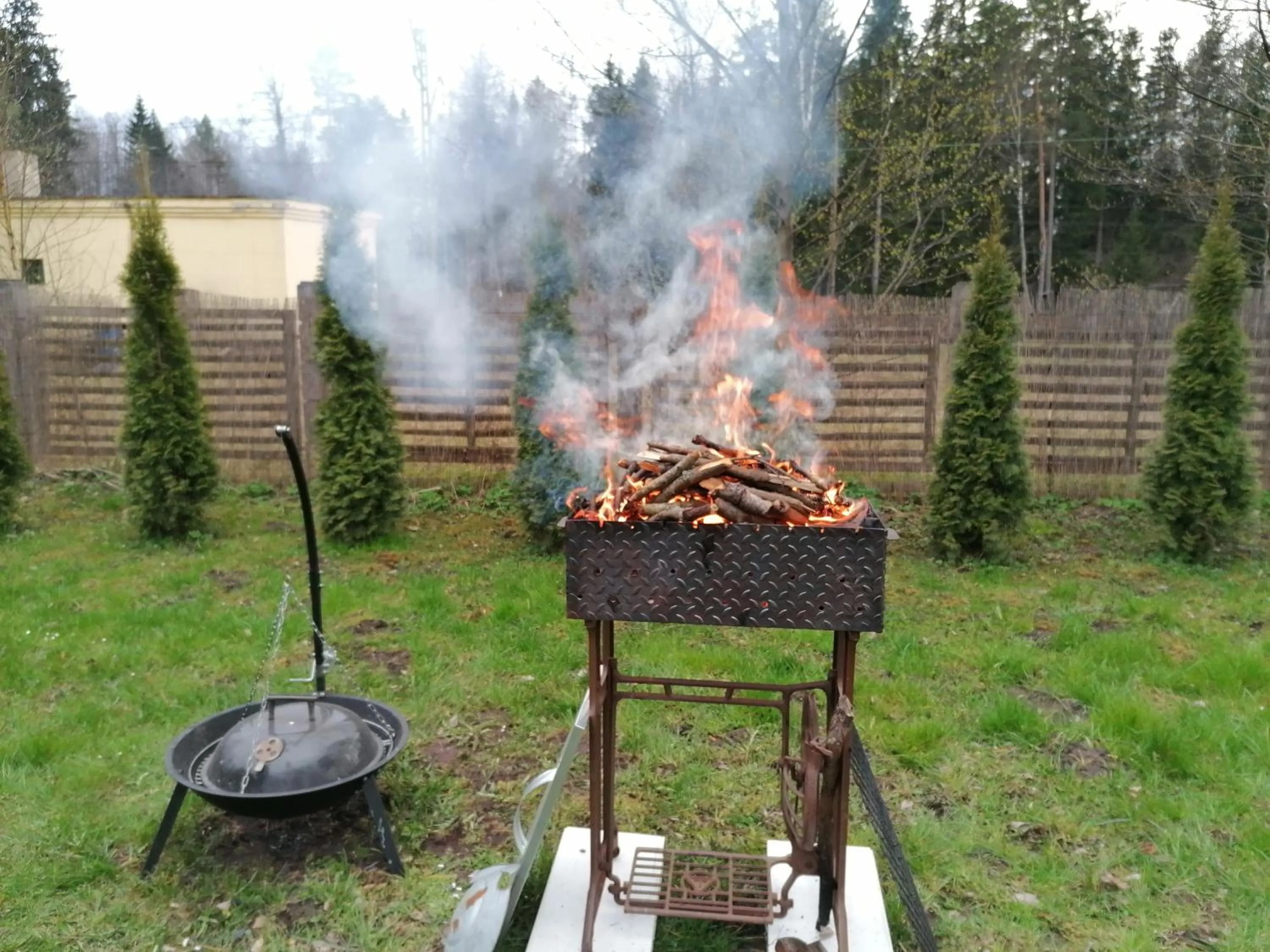 BBQ facilities in KEMERI Hotel in National Park - FREE PARKING